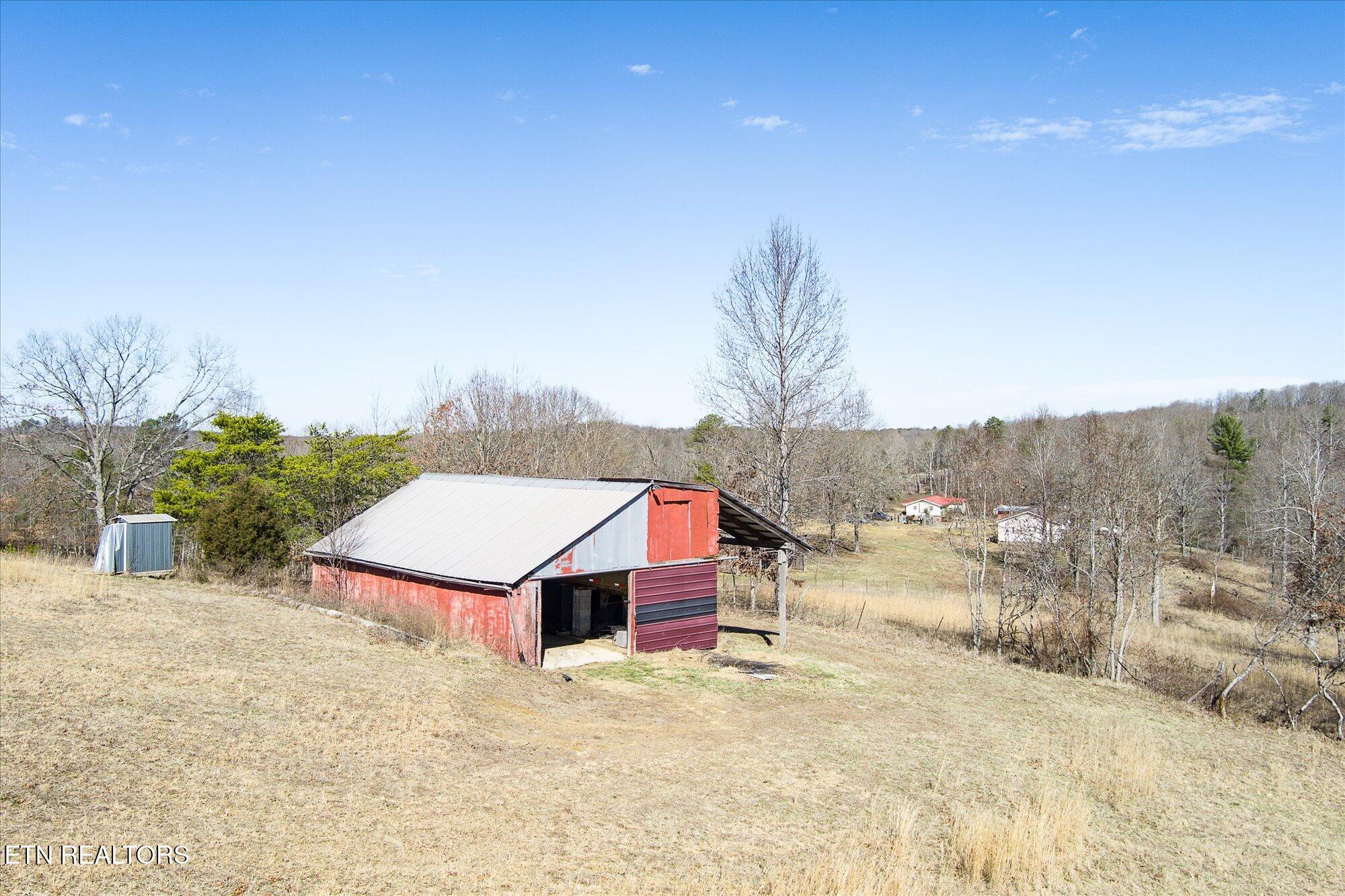 102 Flat Rock Road Deer Lodge TN 37726