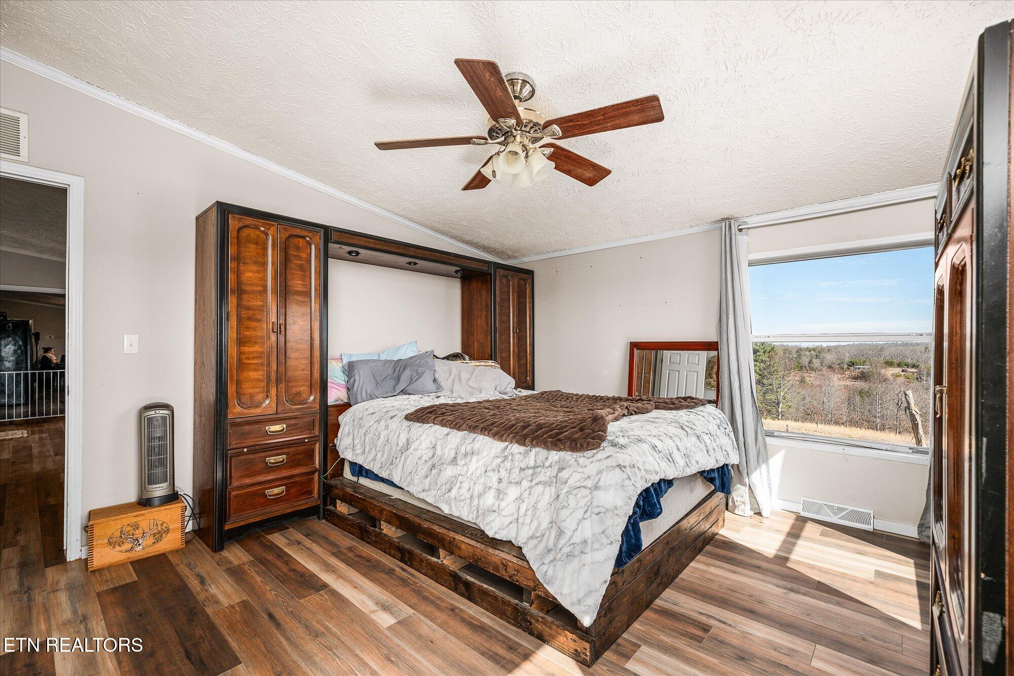102 Flat Rock Road Deer Lodge TN 37726