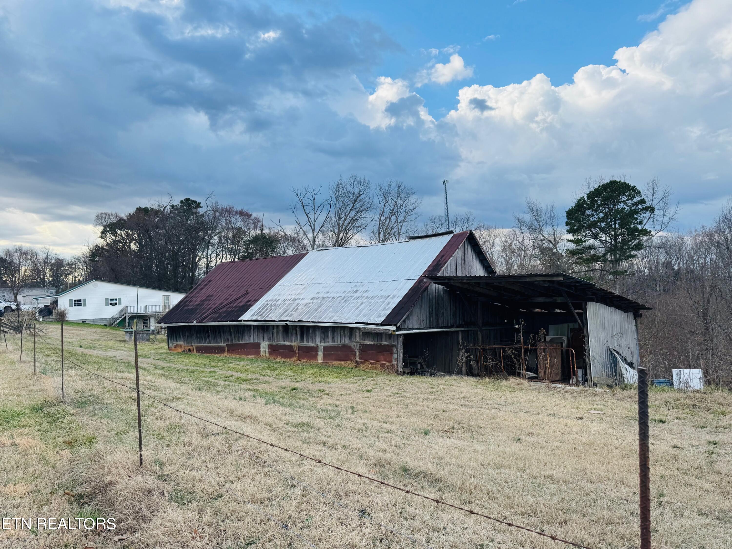 1221 Brady Road Newport TN 37821