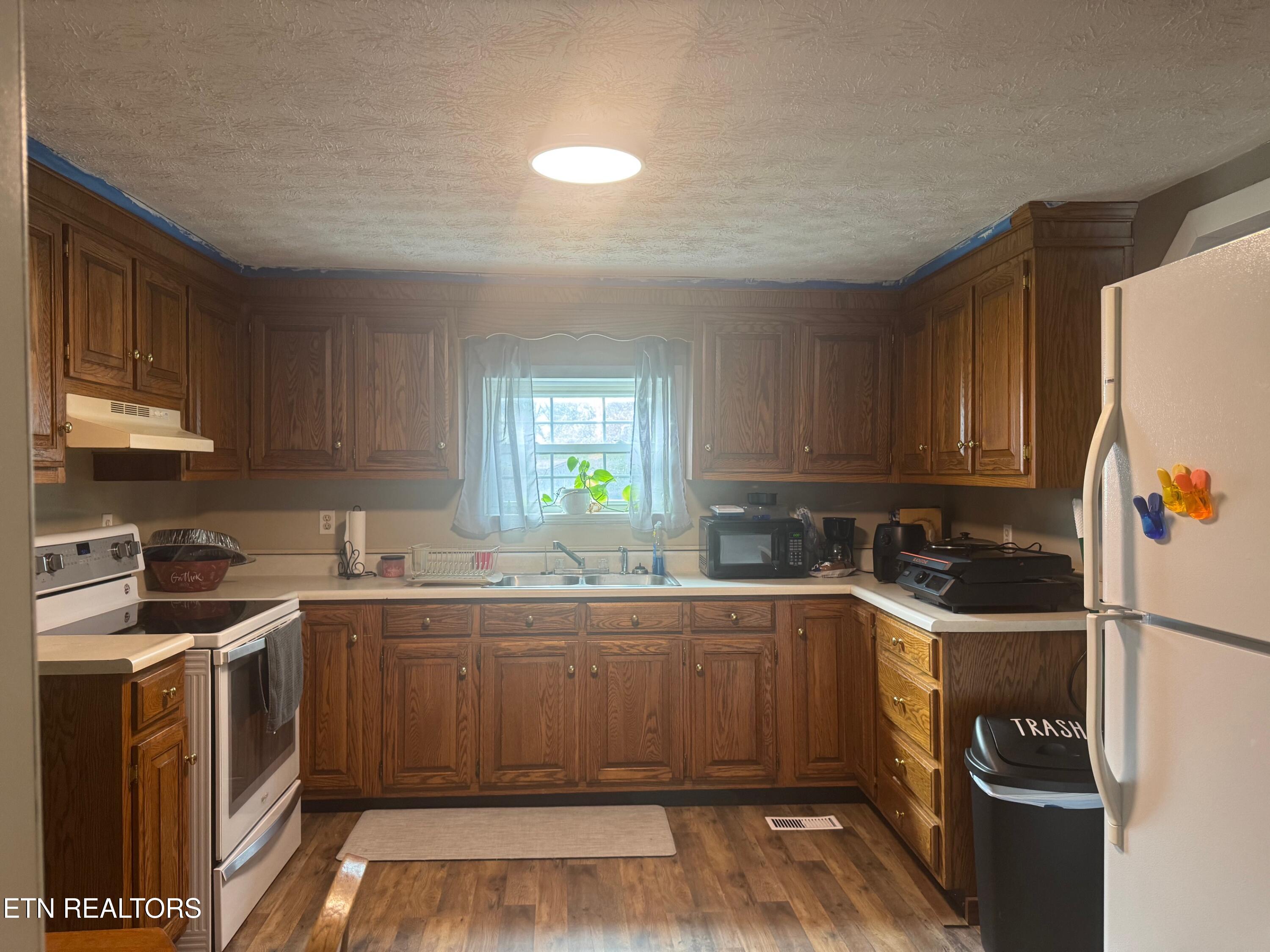 1221 Brady Road Newport TN 37821