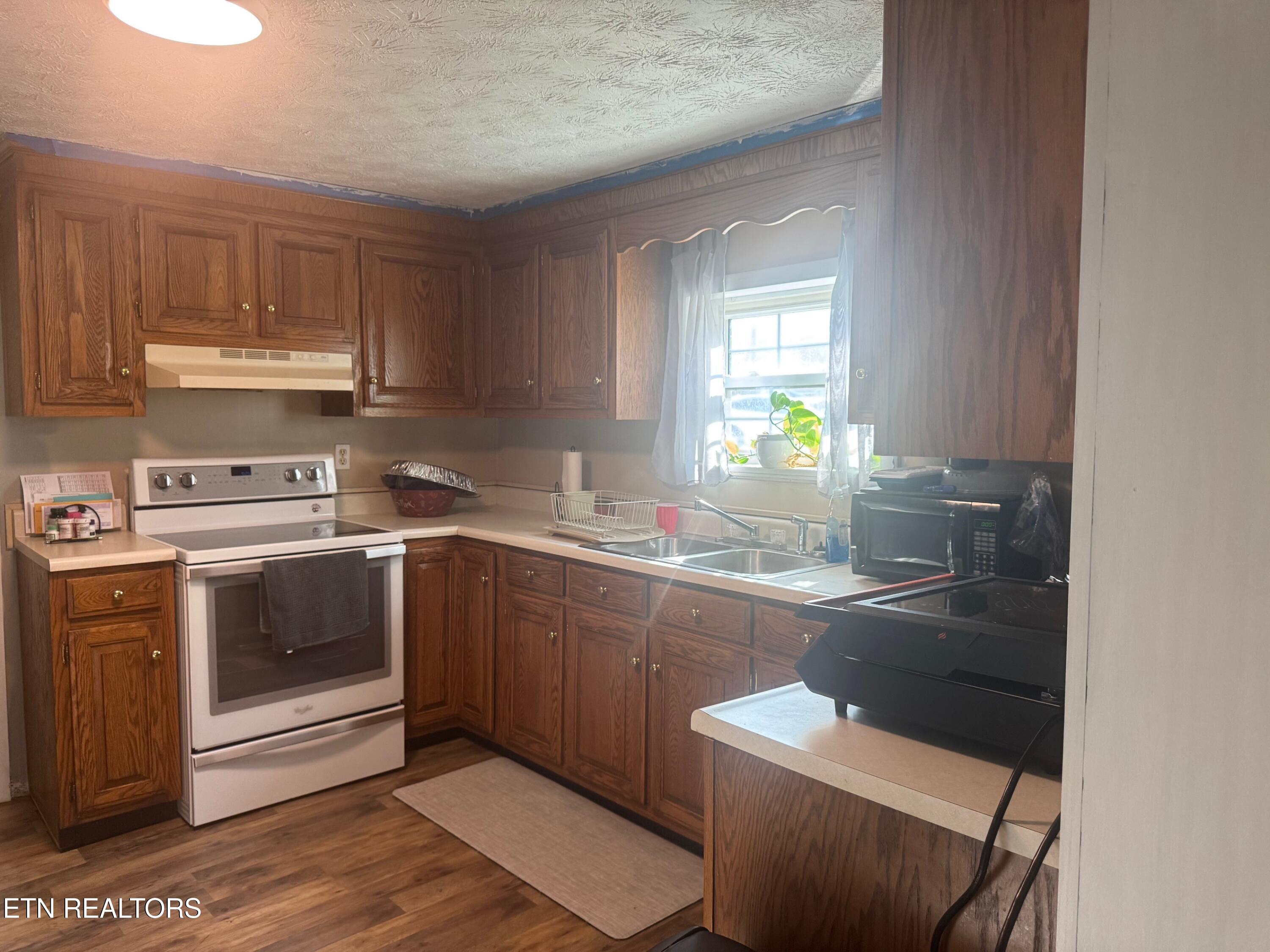 1221 Brady Road Newport TN 37821