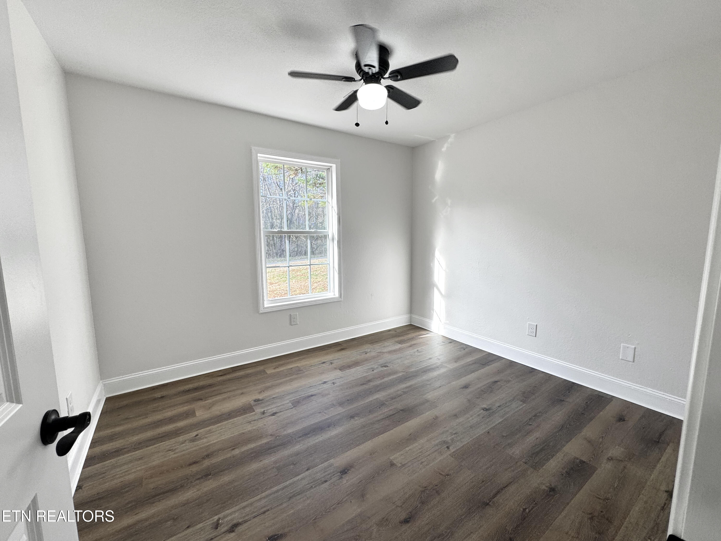115 Spruce Lane Kingston TN 37763