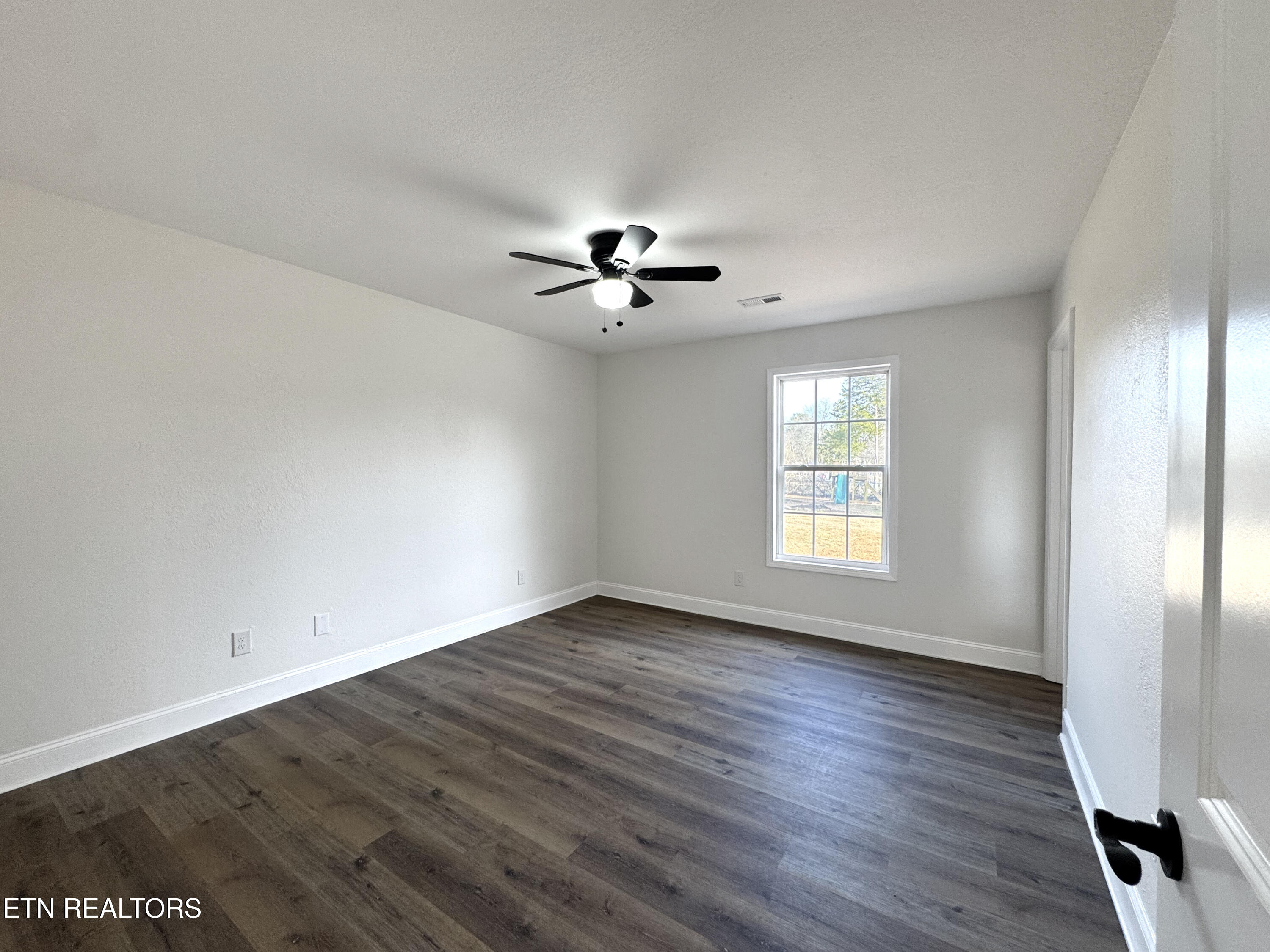 115 Spruce Lane Kingston TN 37763