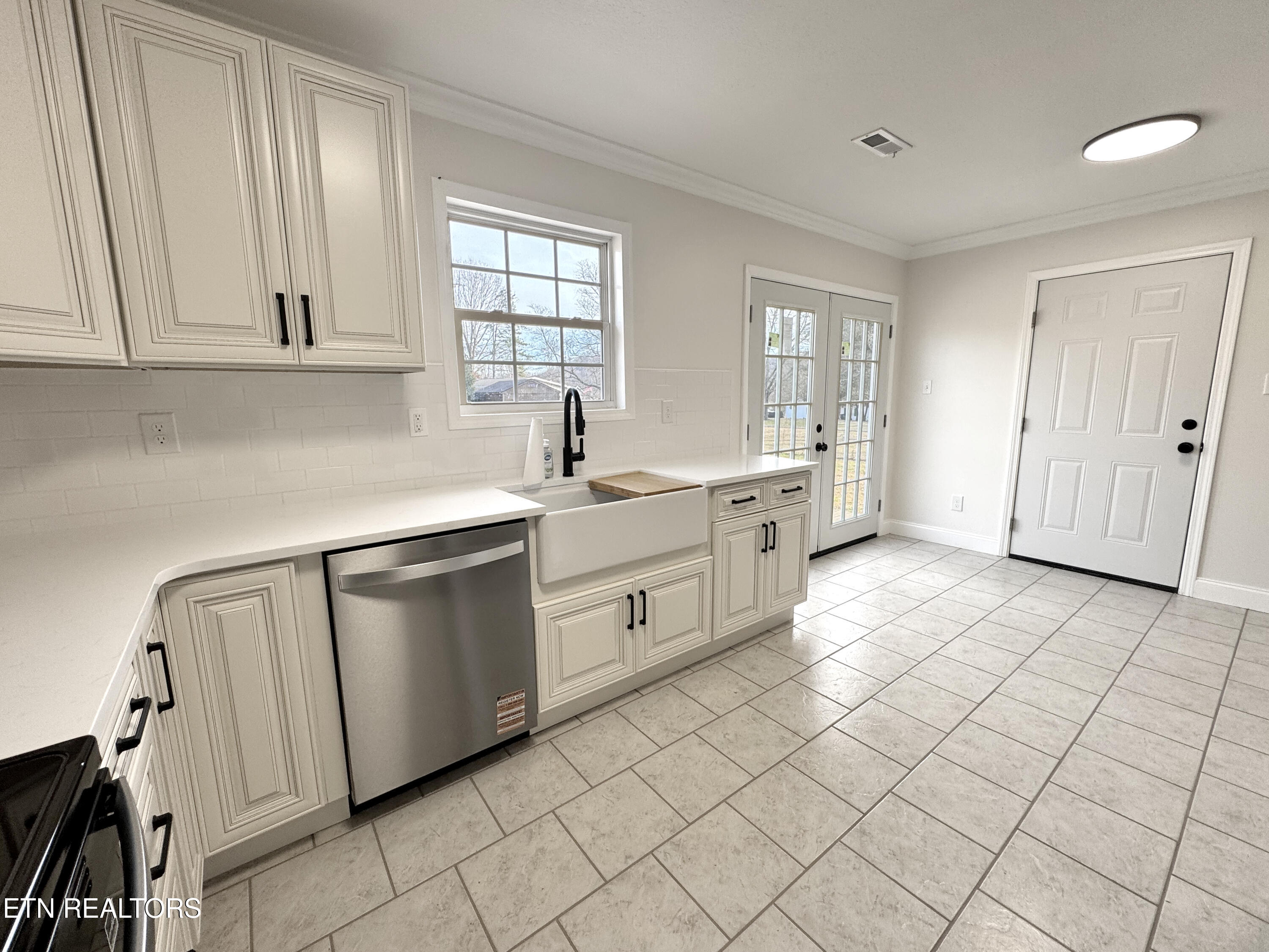 115 Spruce Lane Kingston TN 37763