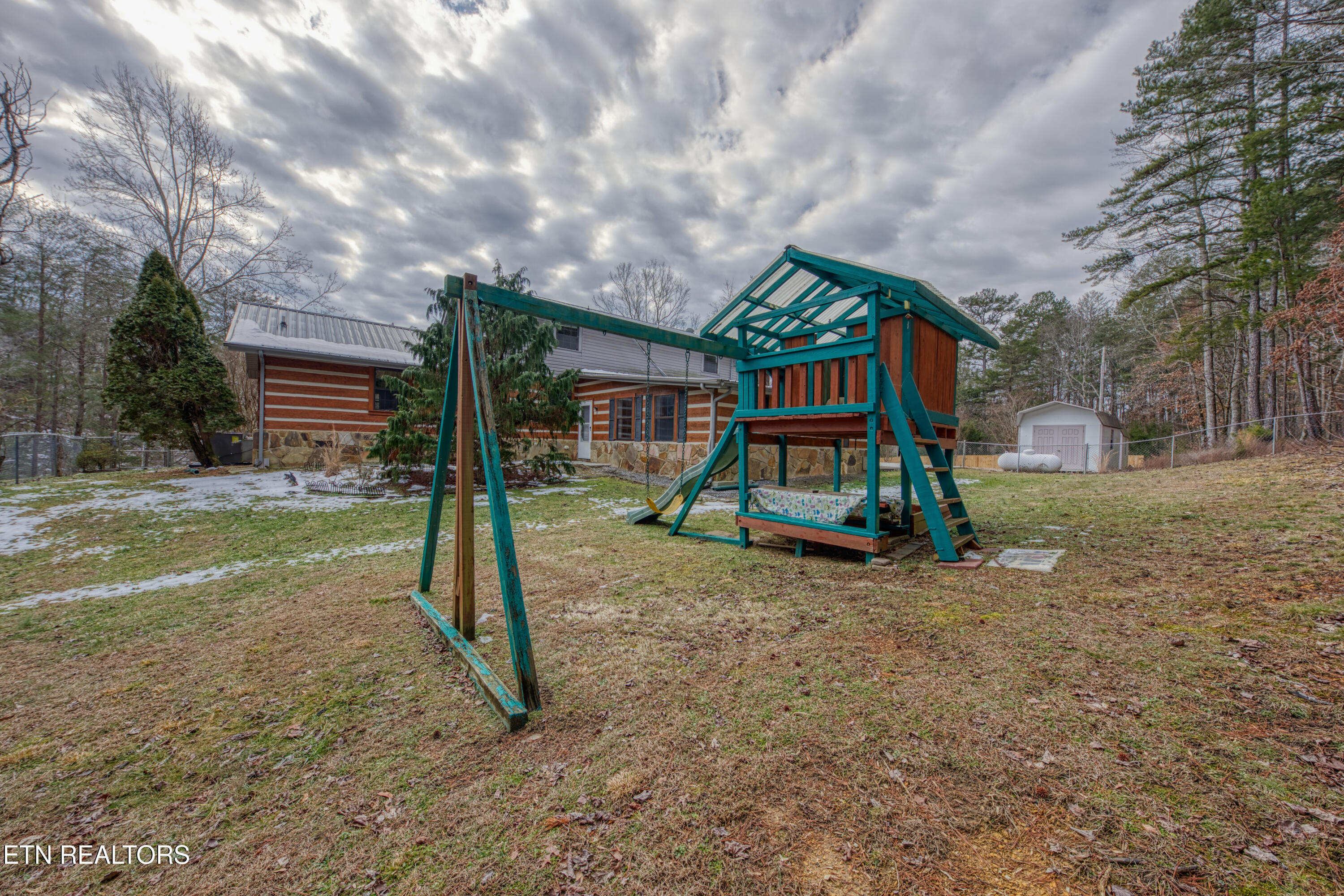 686 Thomas Road Sevierville TN 37876