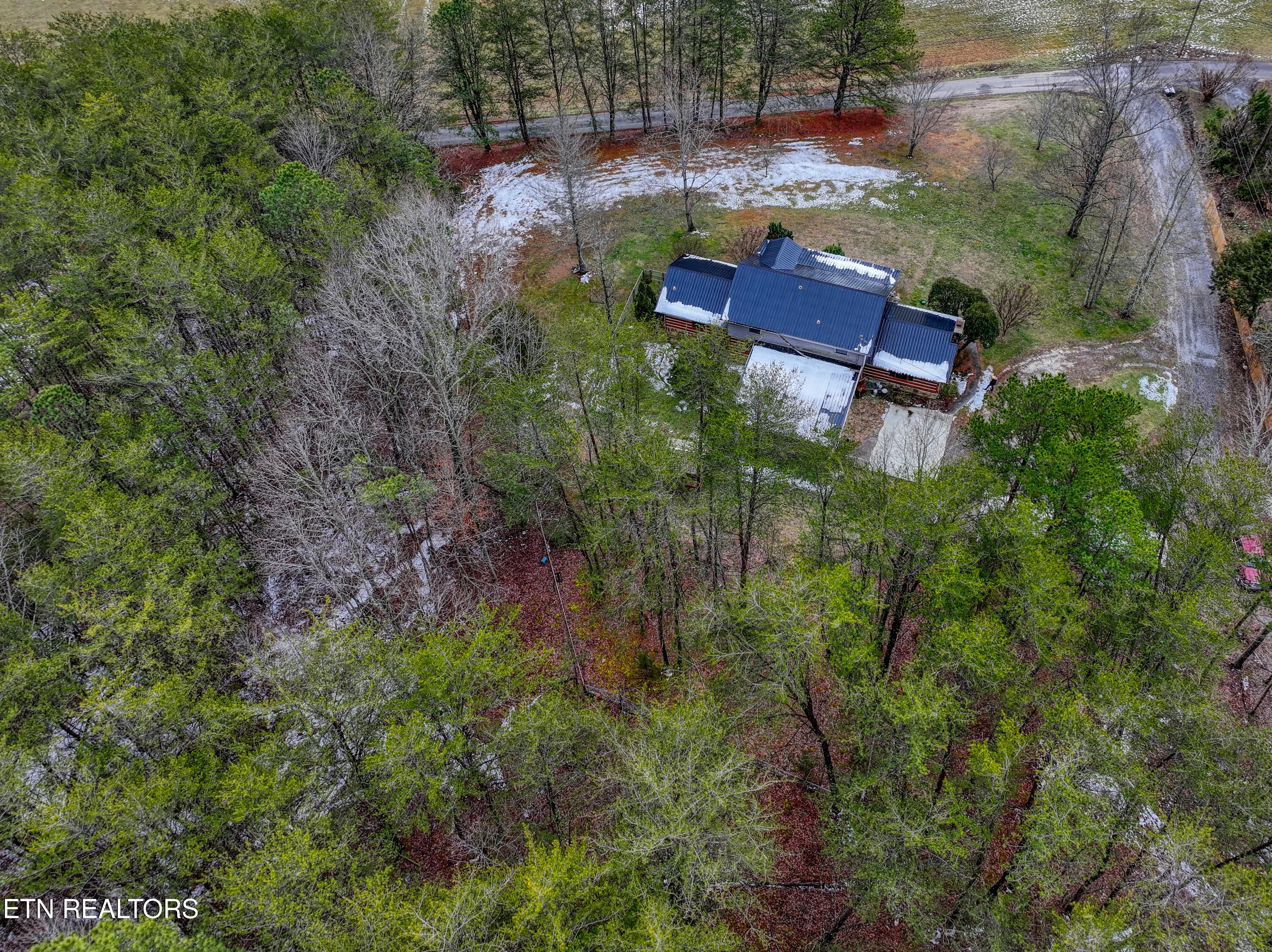 686 Thomas Road Sevierville TN 37876