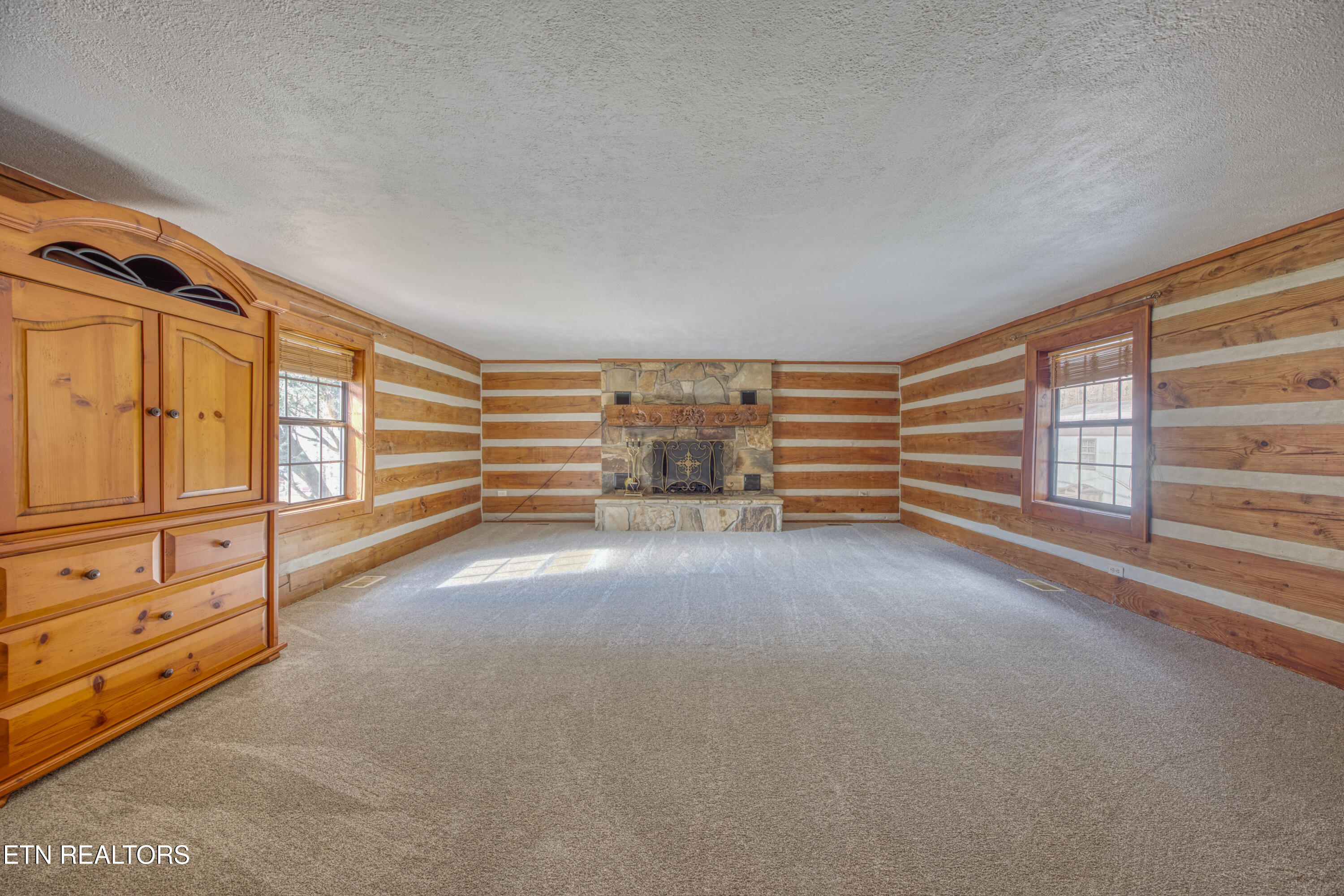 686 Thomas Road Sevierville TN 37876