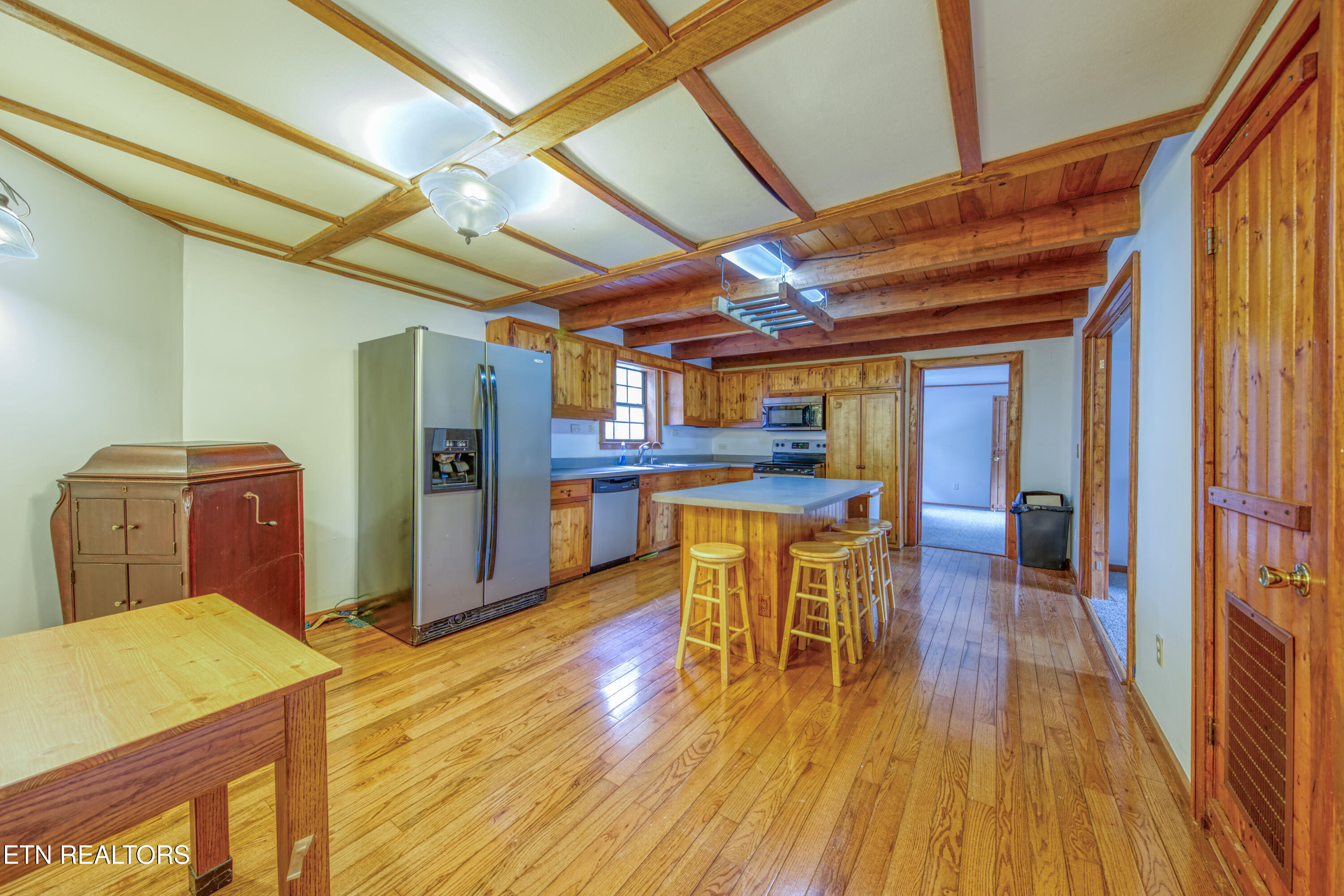 686 Thomas Road Sevierville TN 37876