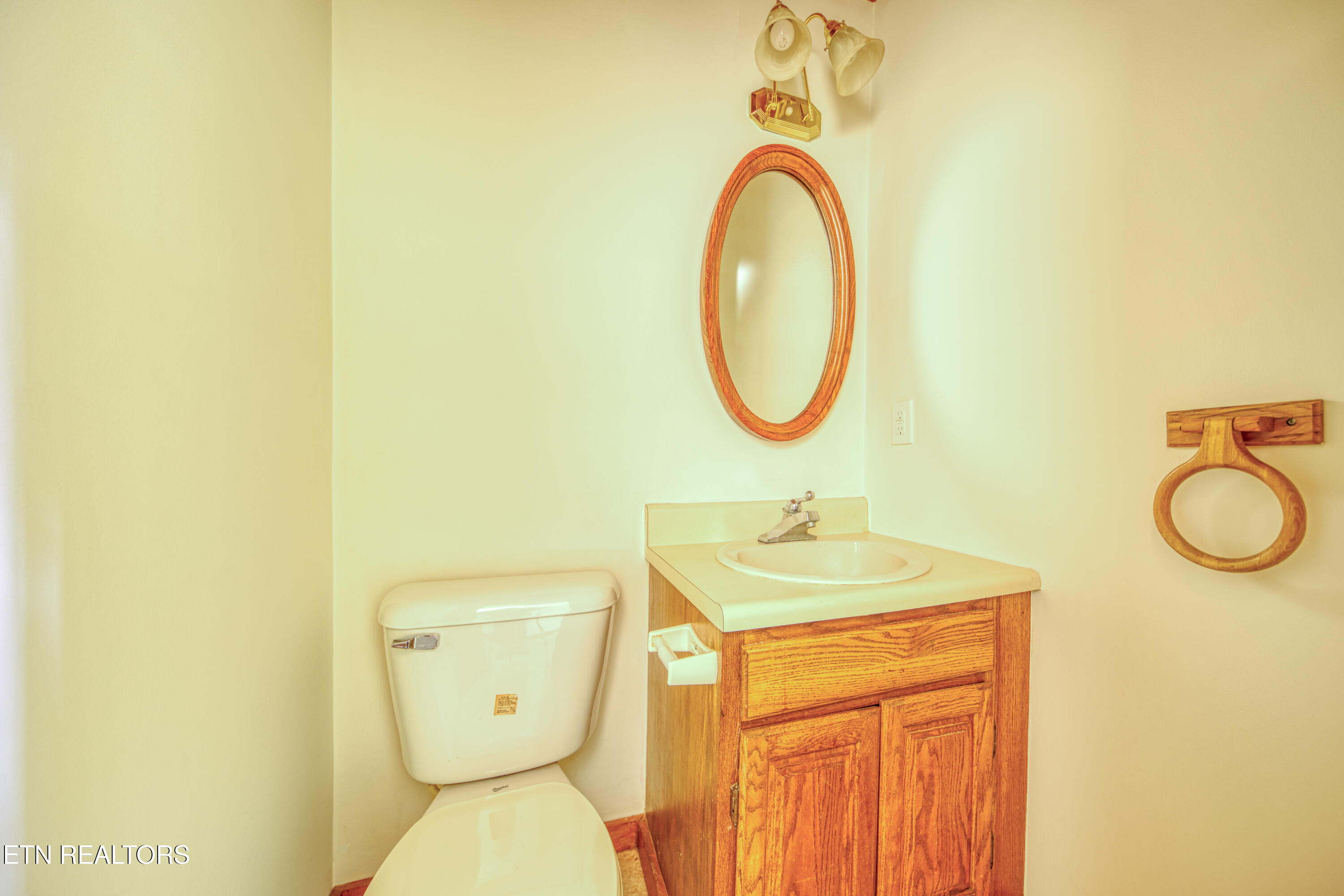 686 Thomas Road Sevierville TN 37876
