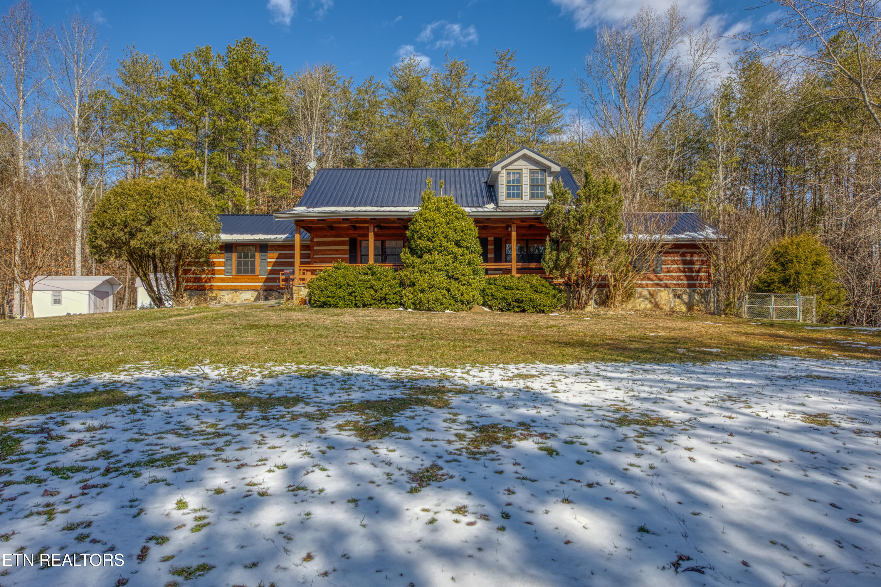 686 Thomas Road Sevierville TN 37876