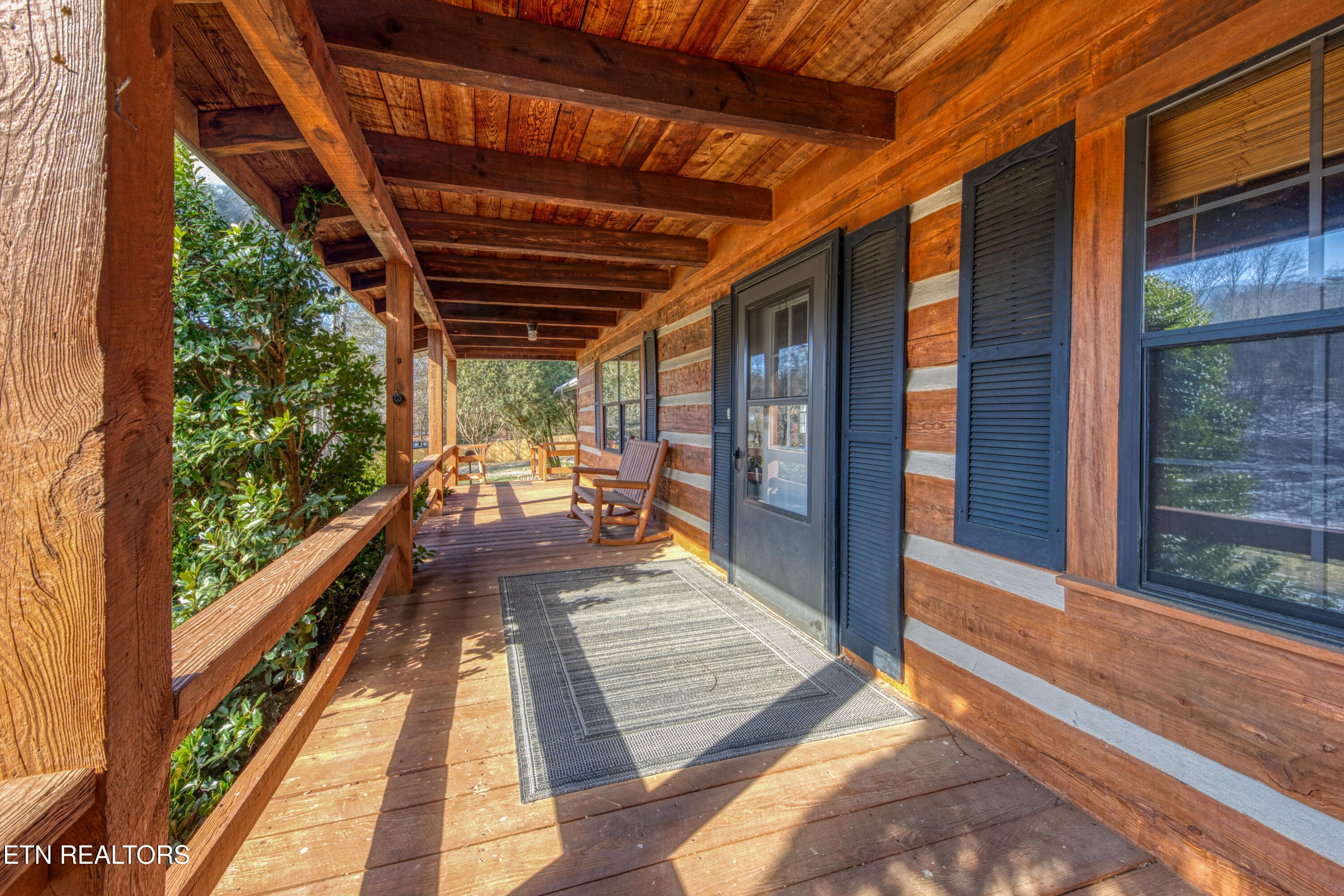 686 Thomas Road Sevierville TN 37876