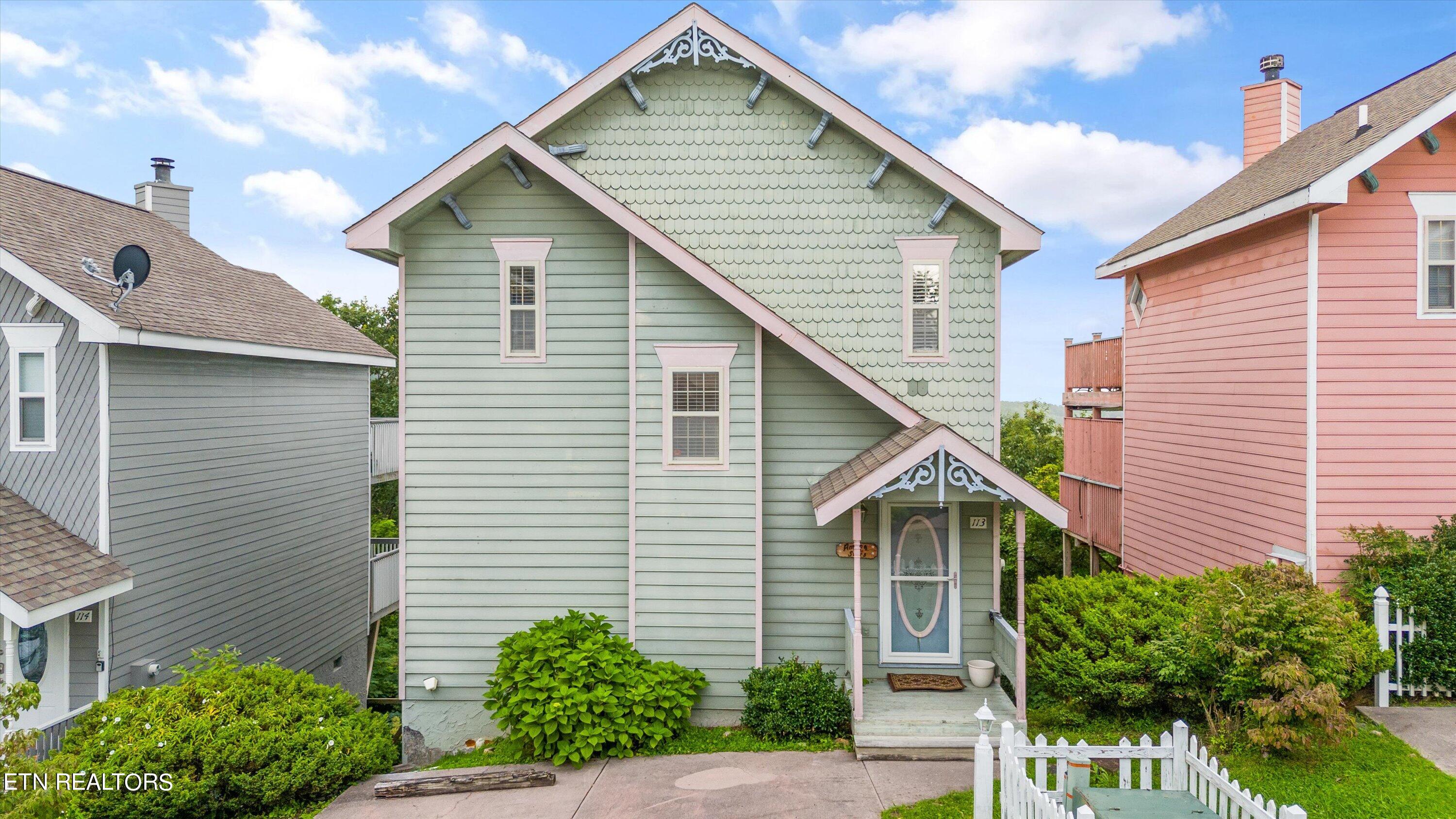 1386 Ski View Drive Gatlinburg TN 37738