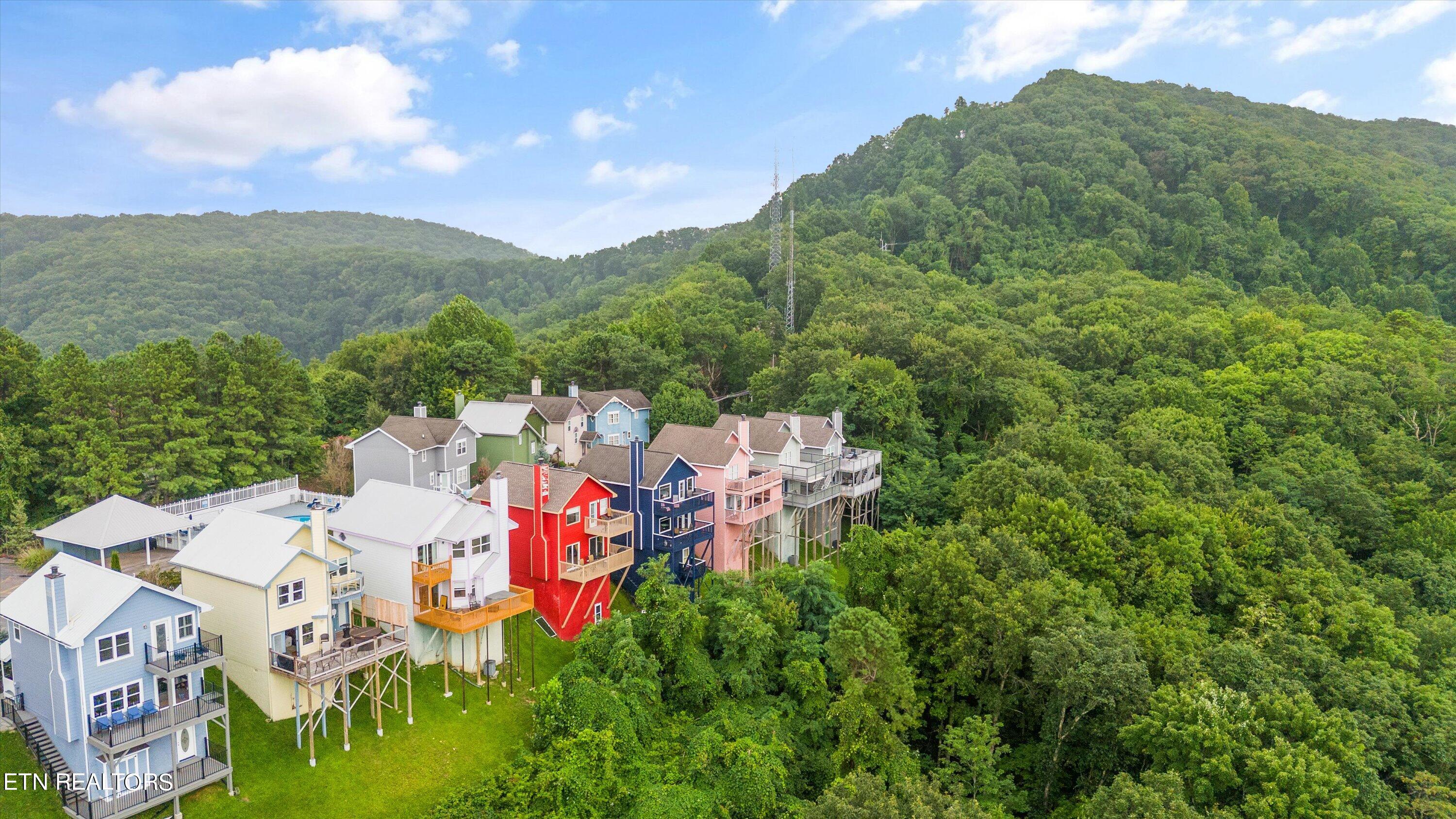 1386 Ski View Drive Gatlinburg TN 37738