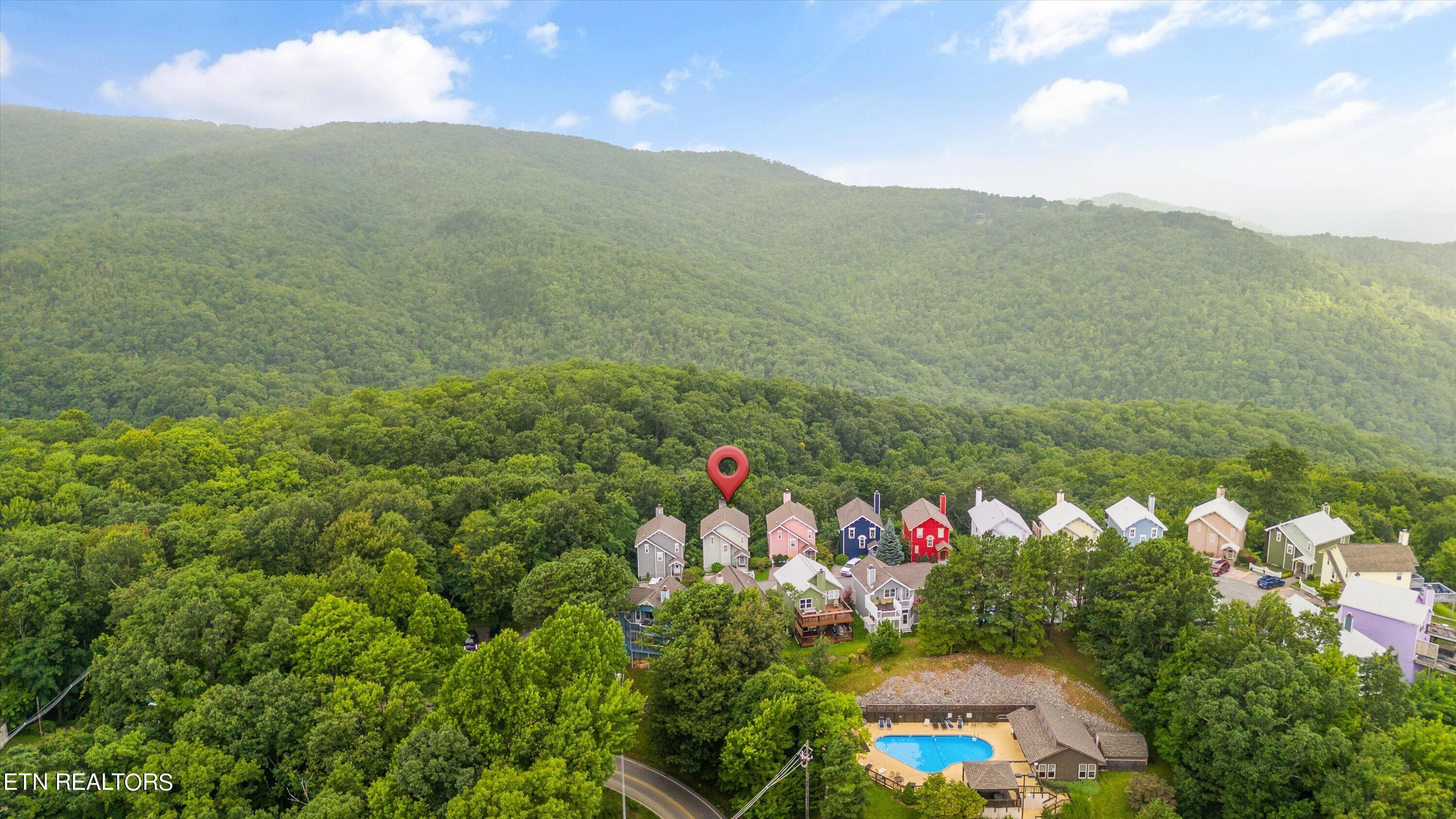 1386 Ski View Drive Gatlinburg TN 37738