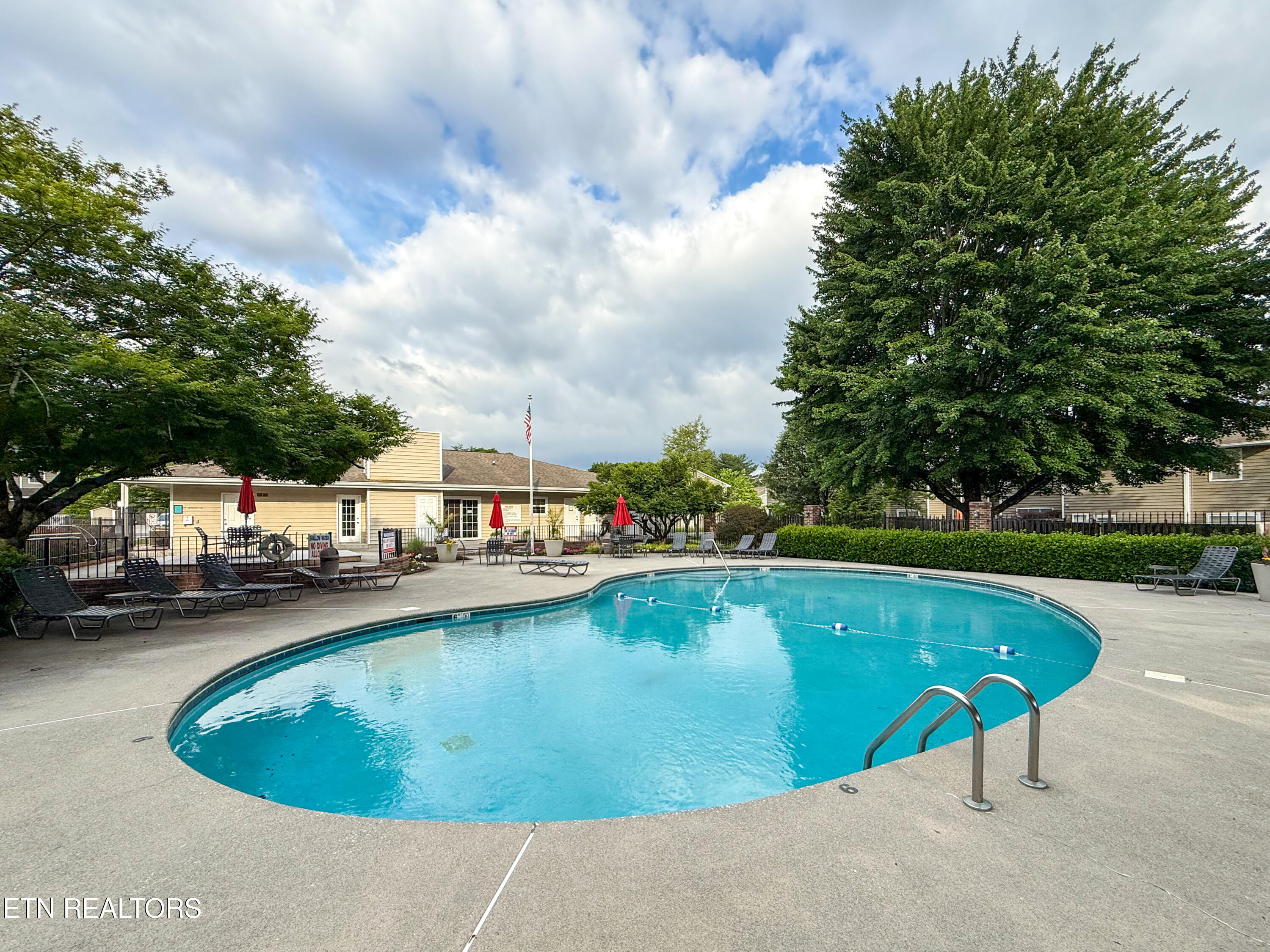 7751 Village Drive Knoxville TN 37919