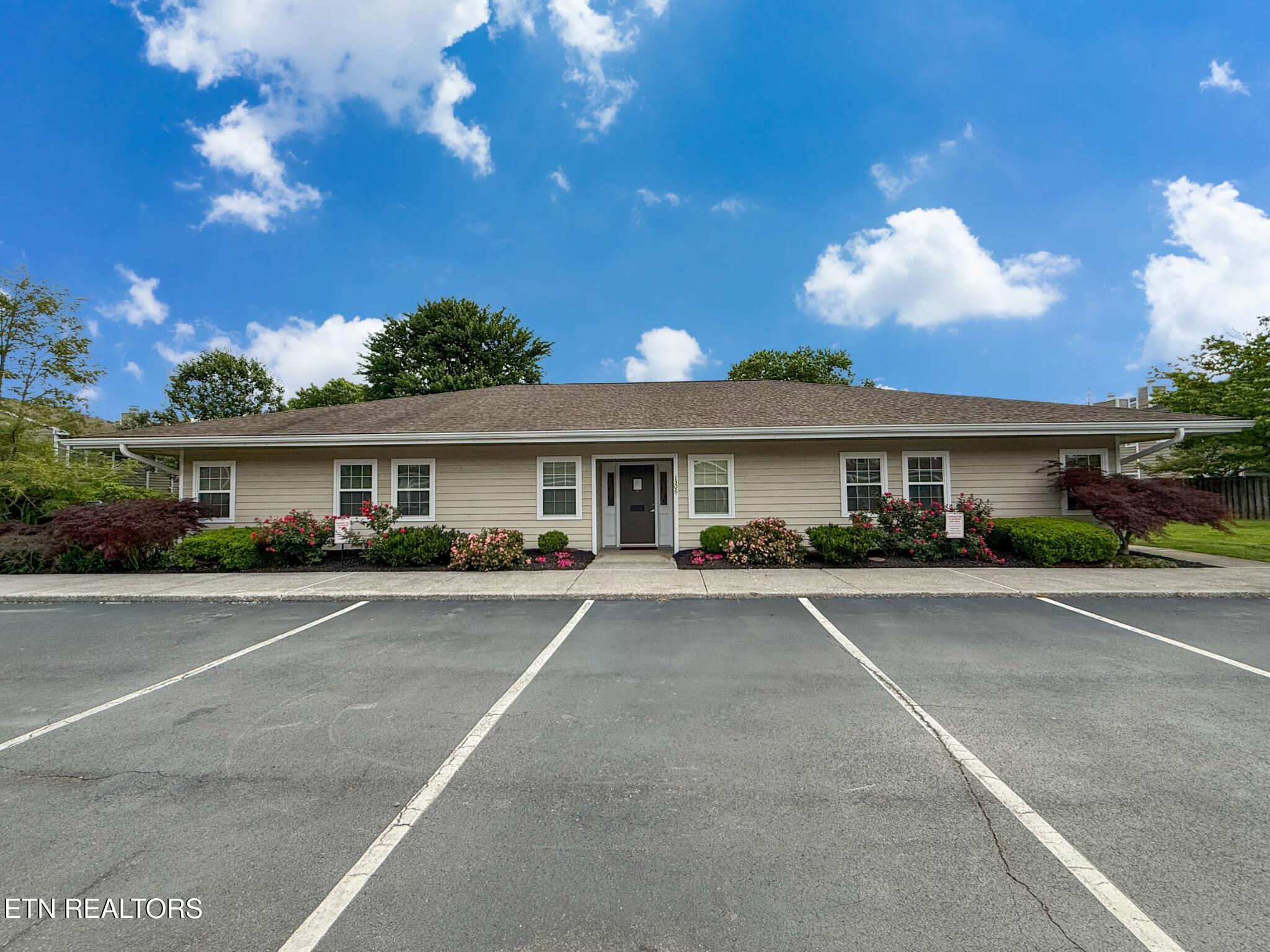 7751 Village Drive Knoxville TN 37919