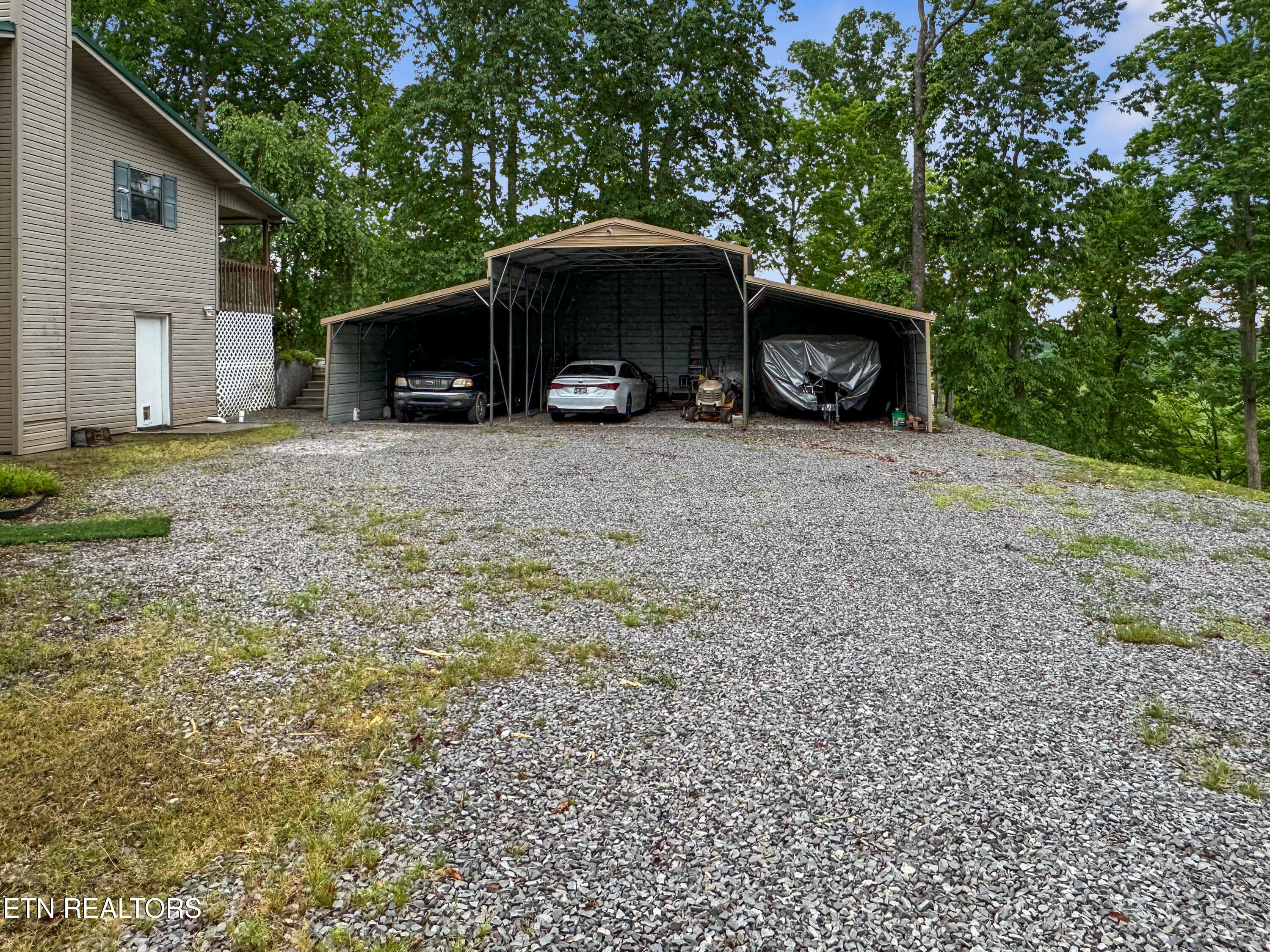 450 Buffalo Lane Tazewell TN 37879