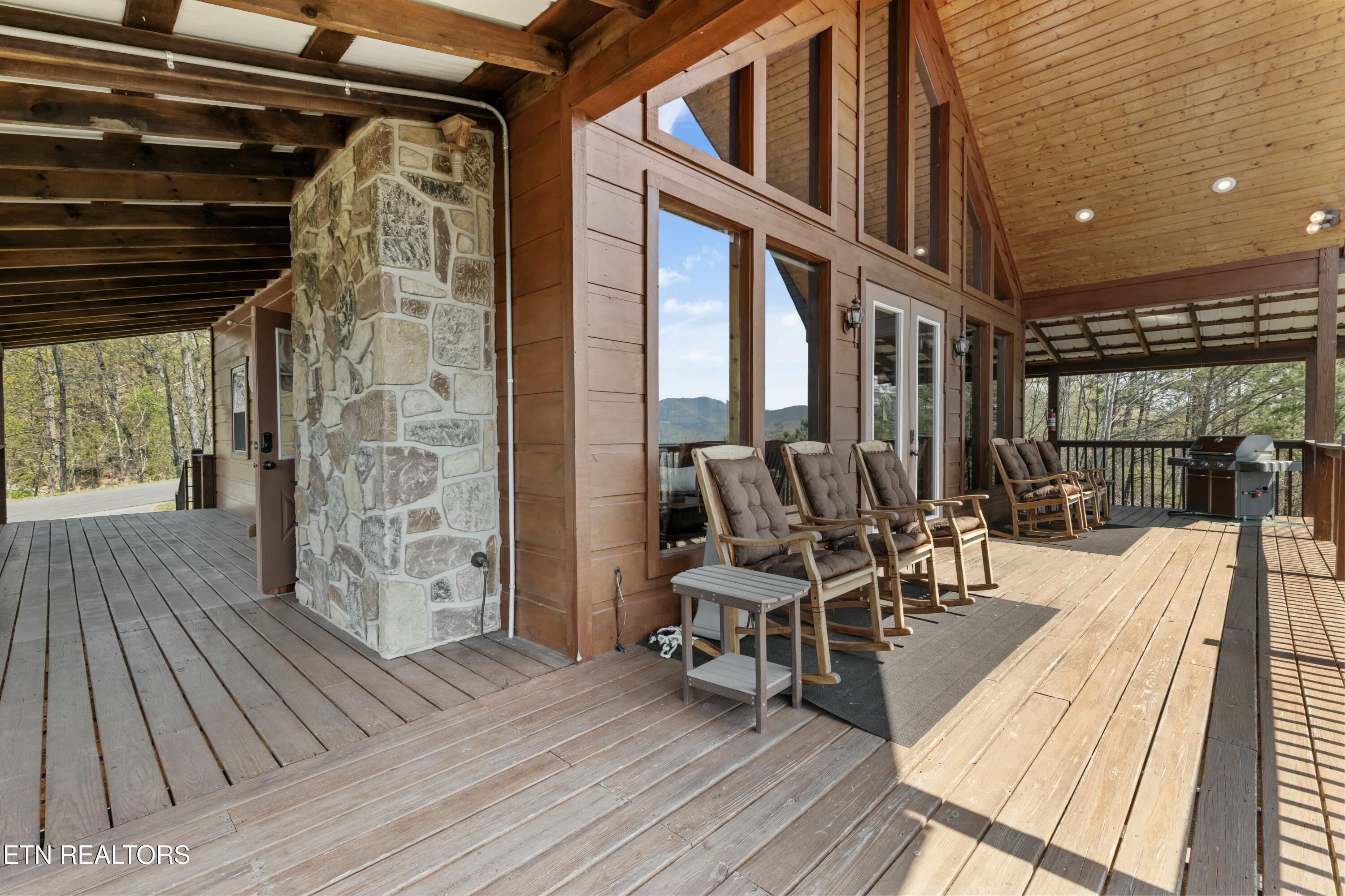 2851 Indigo Lane Sevierville TN 37862