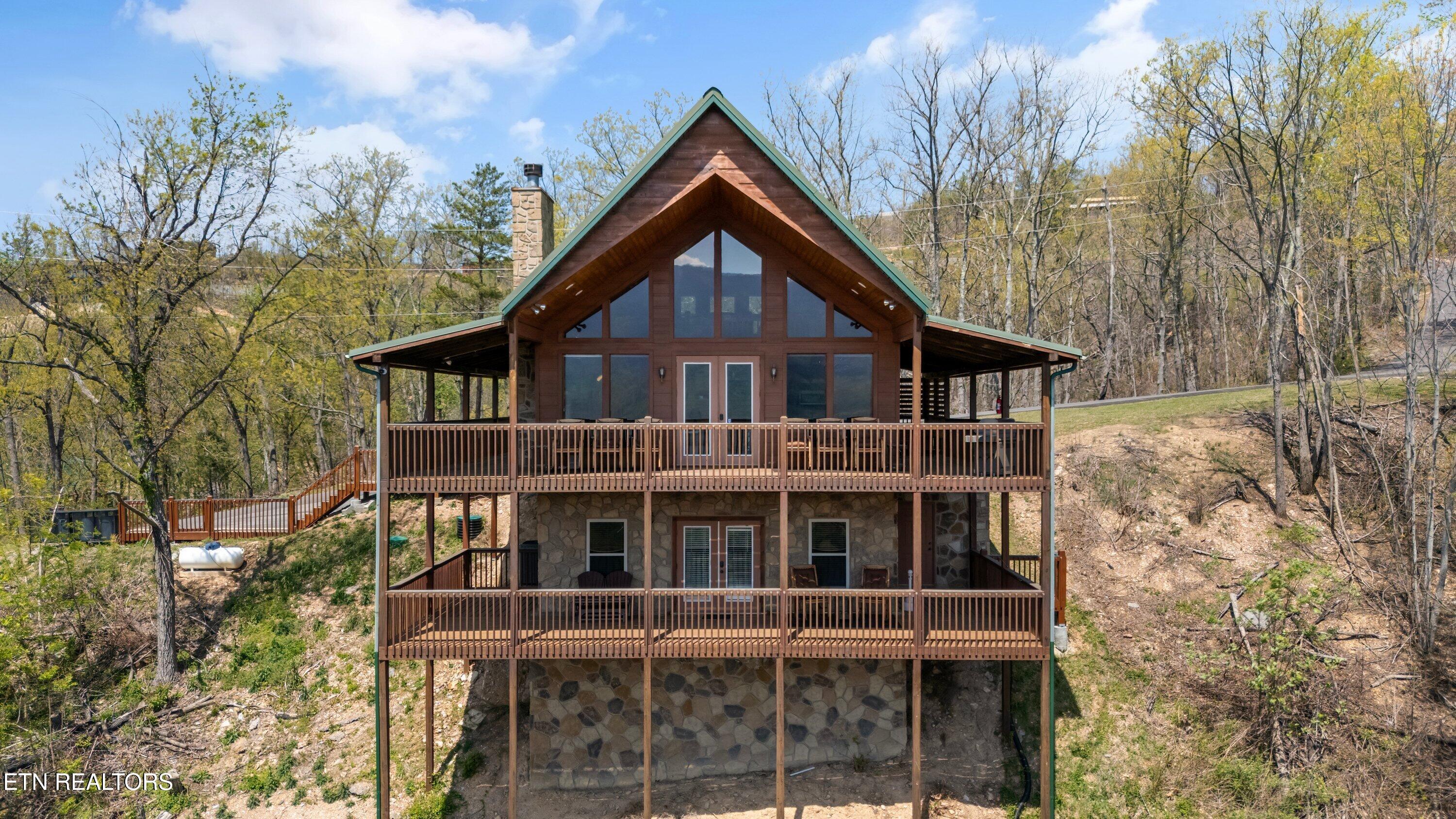 2851 Indigo Lane Sevierville TN 37862