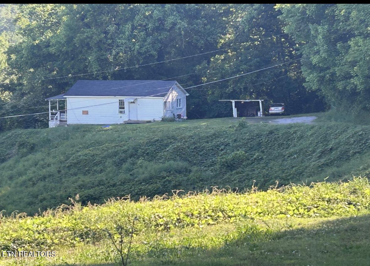 161 Willow Drive Harriman TN 37748