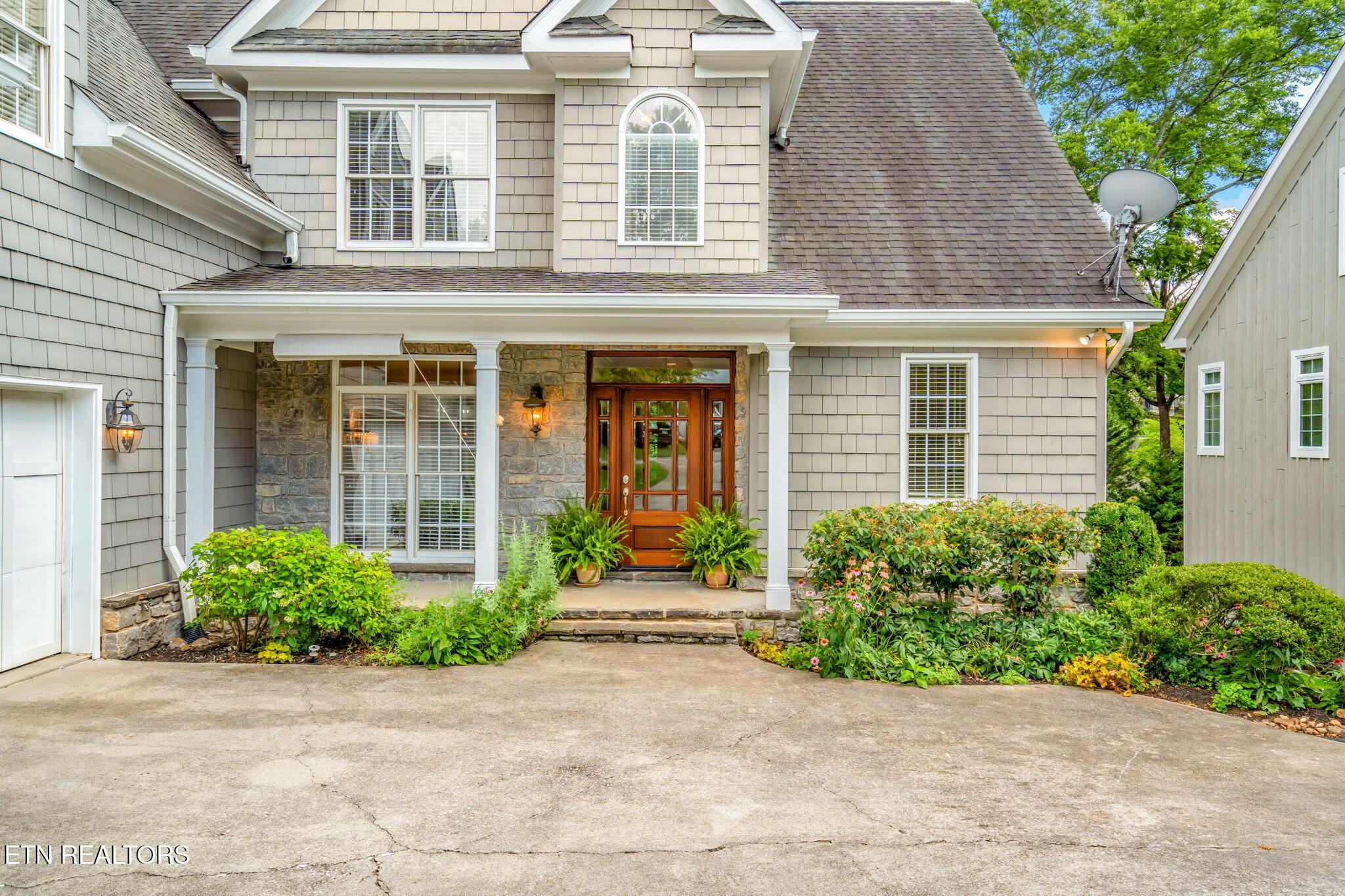 6714 Forest Village Way Knoxville TN 37919