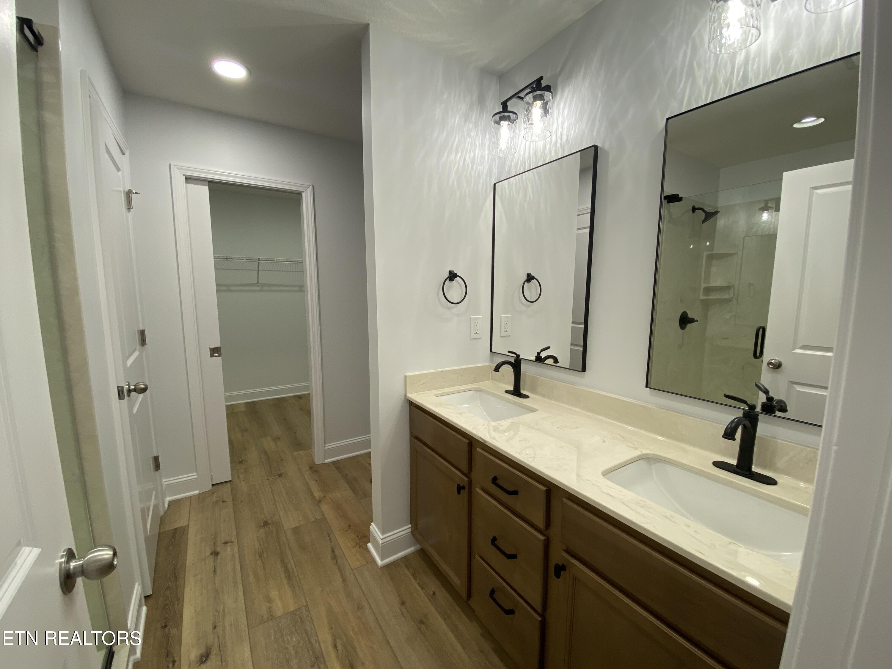 2423 Lena George Lane Knoxville TN 37931