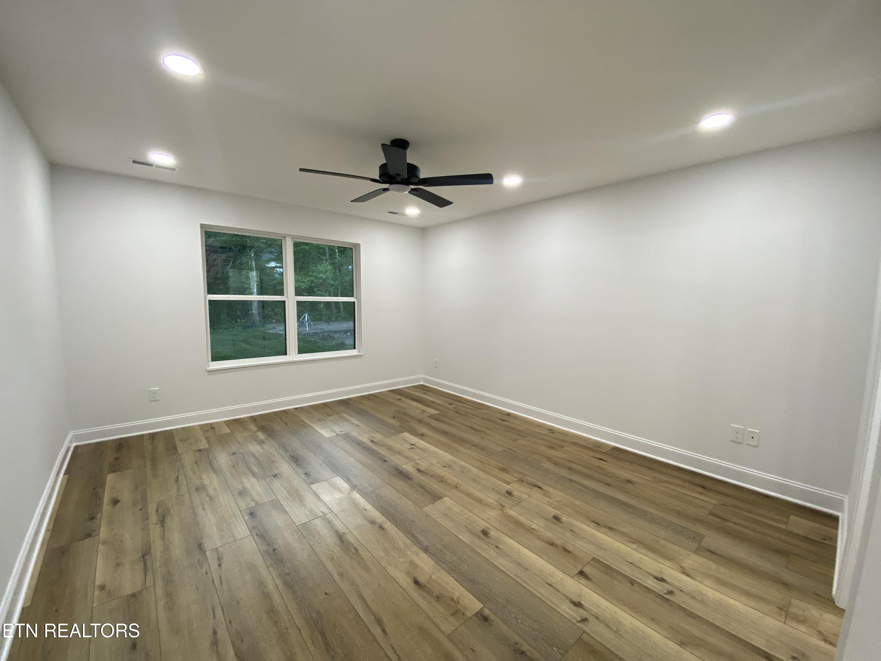2423 Lena George Lane Knoxville TN 37931