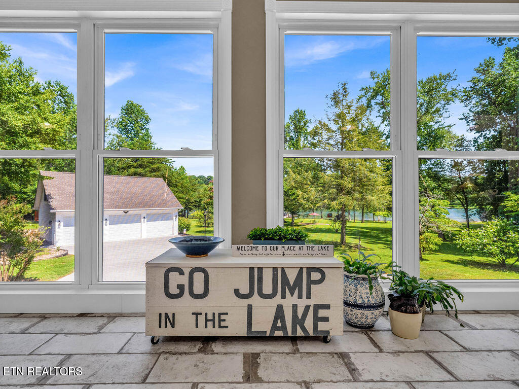 281 Cottage Drive Ten Mile TN 37880