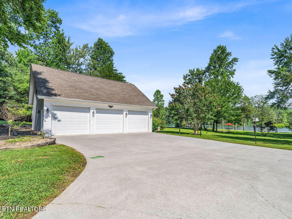 281 Cottage Drive Ten Mile TN 37880