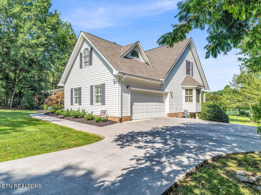 281 Cottage Drive Ten Mile TN 37880