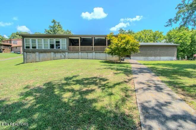 1369 Paradise Lane Dandridge TN 37725