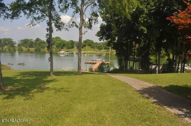 1369 Paradise Lane Dandridge TN 37725