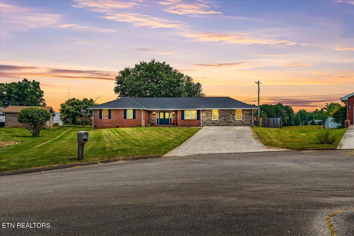 1217 Cedar Lane Etowah TN 37331