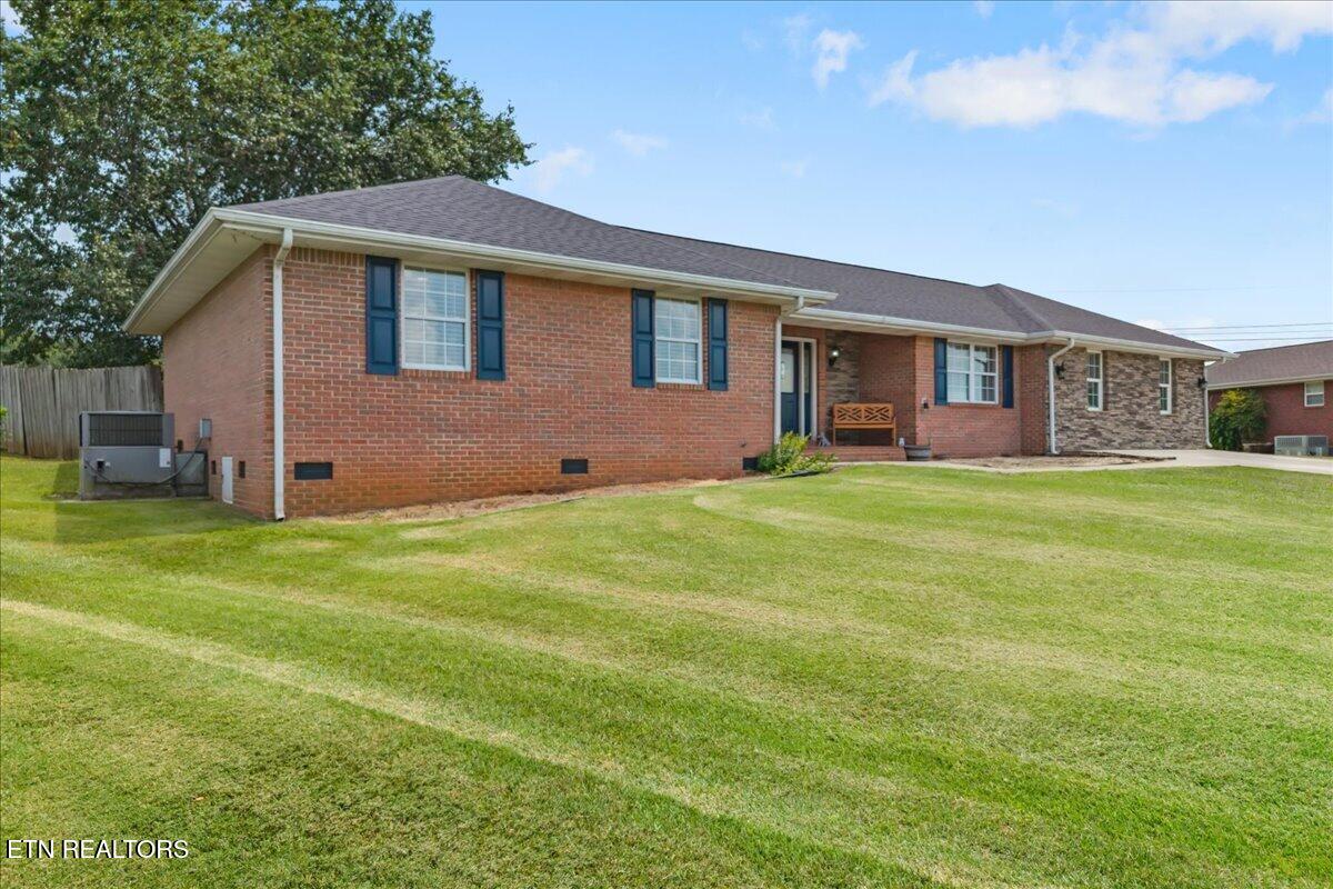 1217 Cedar Lane Etowah TN 37331