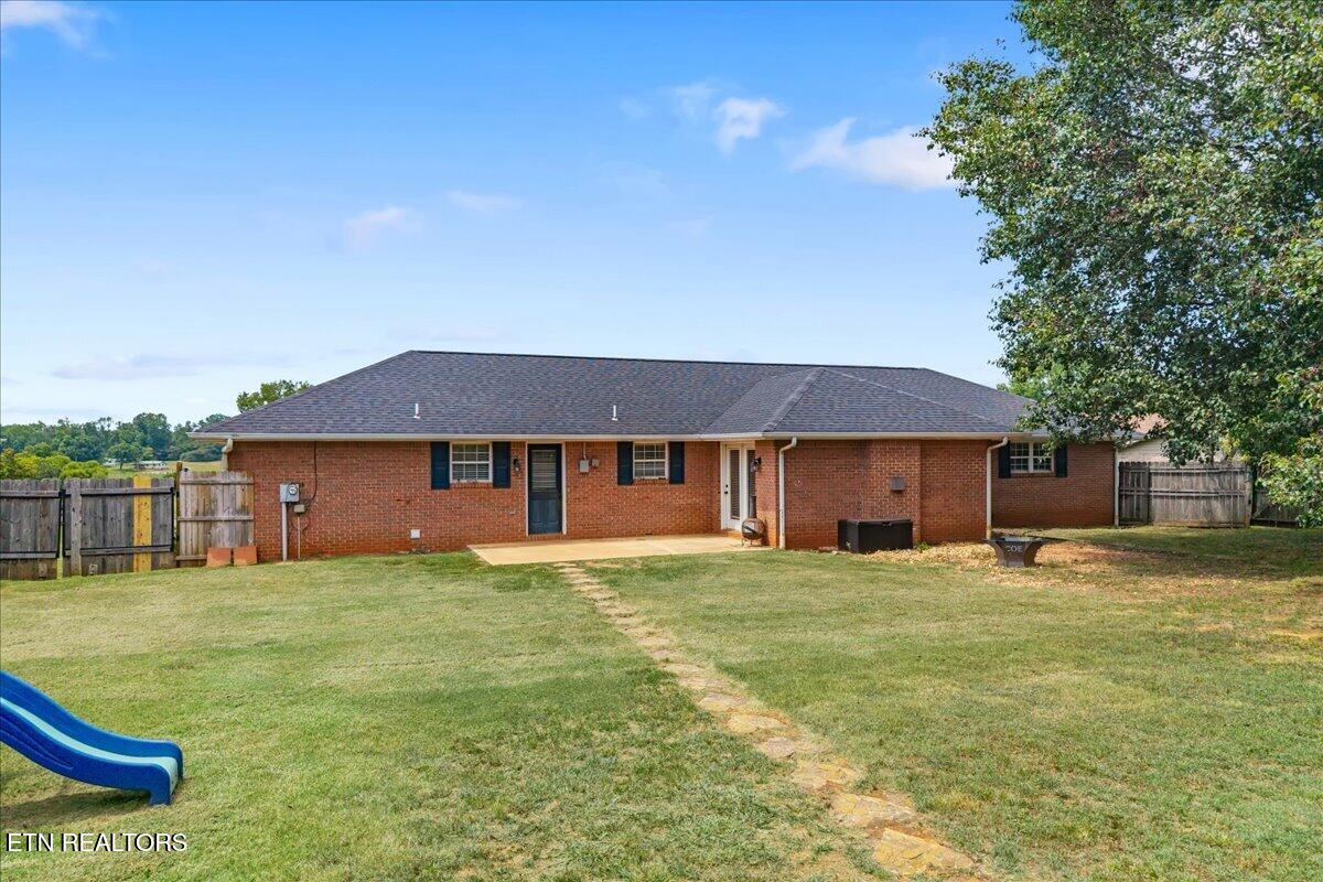 1217 Cedar Lane Etowah TN 37331