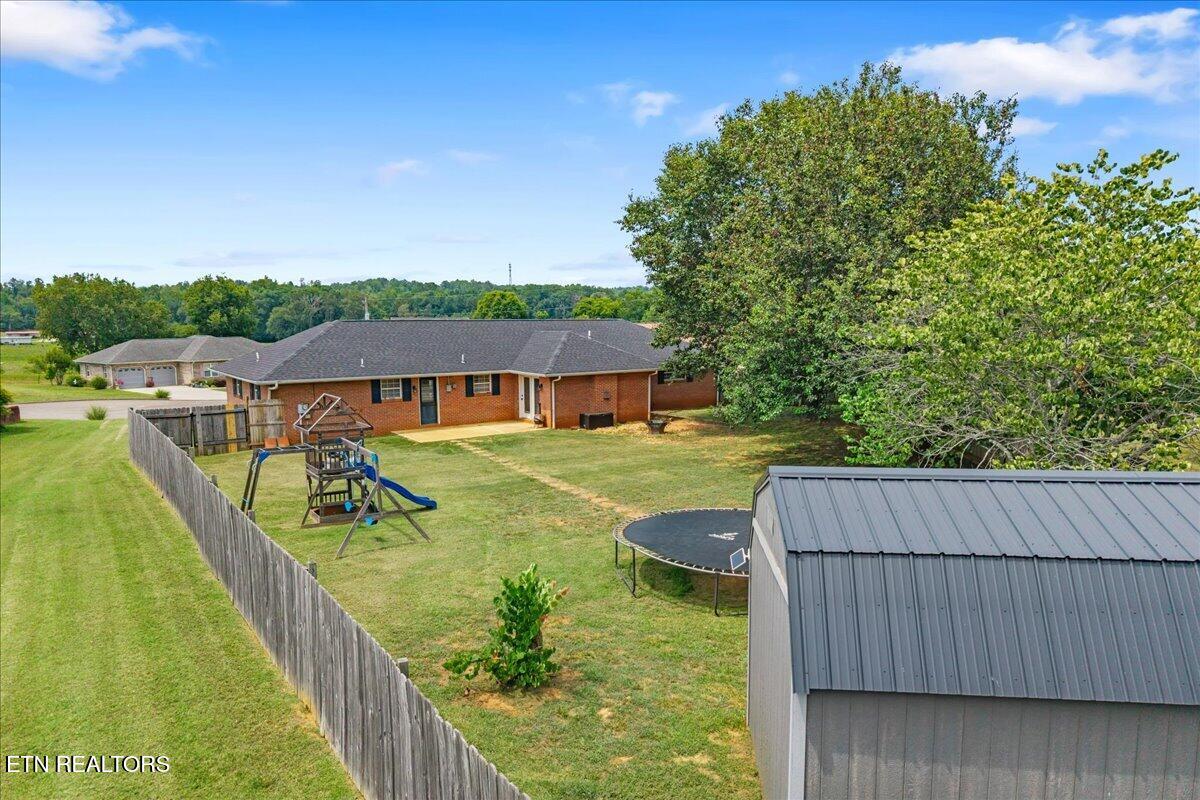 1217 Cedar Lane Etowah TN 37331