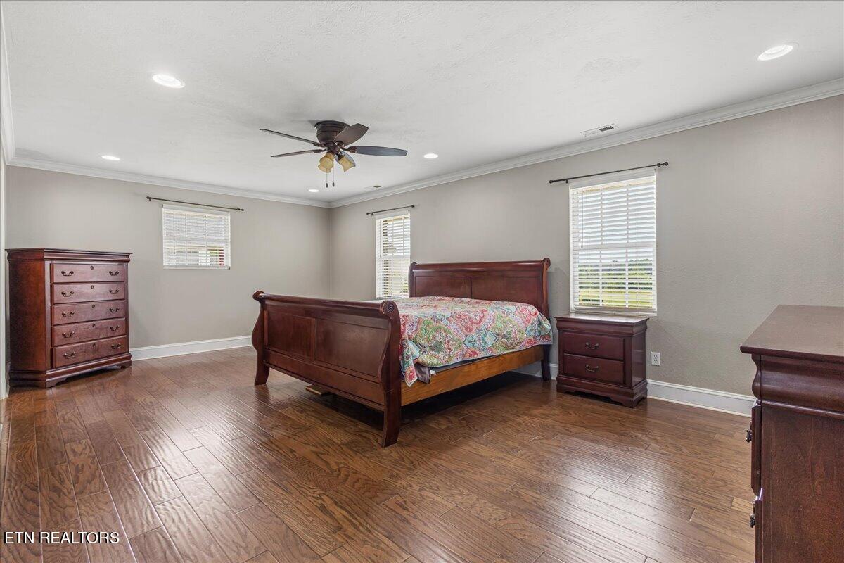 1217 Cedar Lane Etowah TN 37331