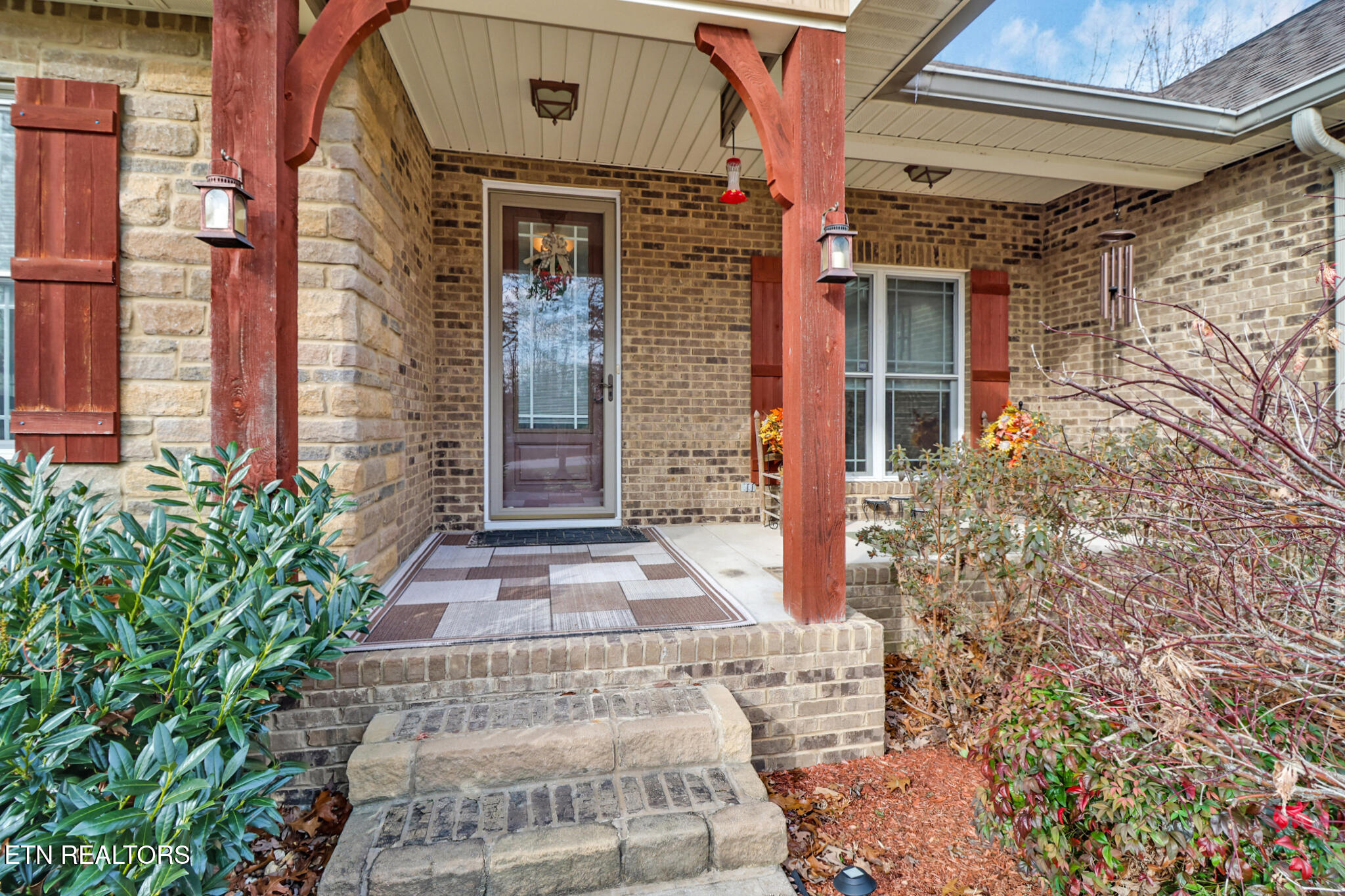36 Kingsbridge Lane Crossville TN 38558