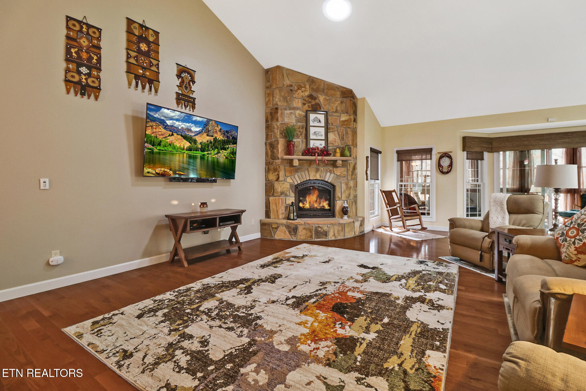 36 Kingsbridge Lane Crossville TN 38558