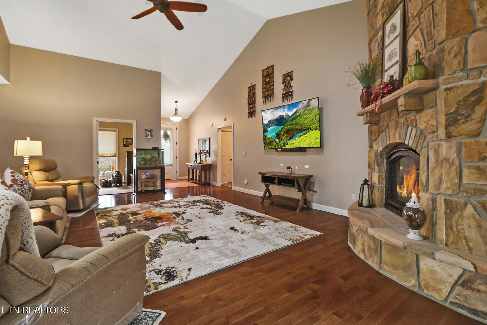36 Kingsbridge Lane Crossville TN 38558