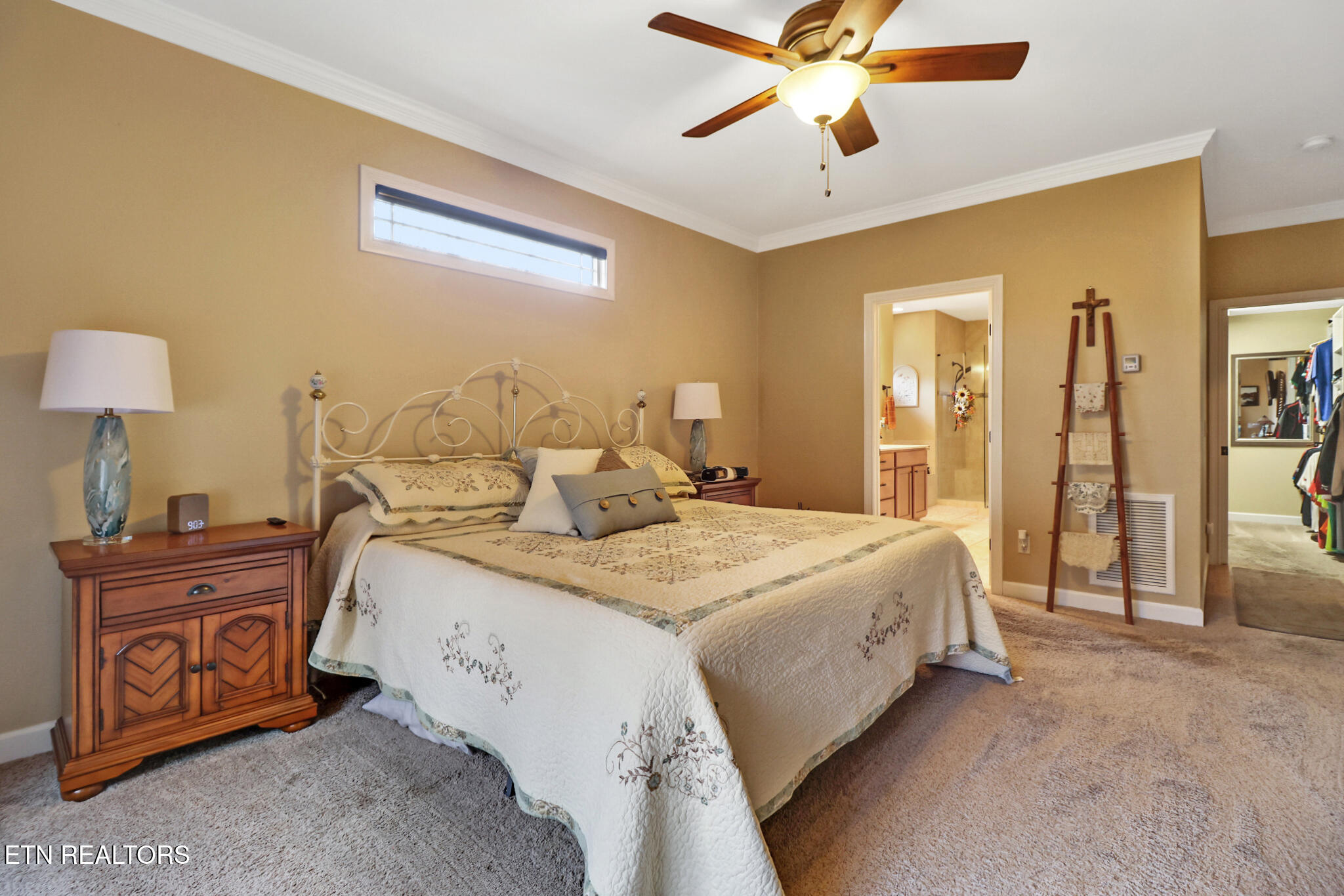 36 Kingsbridge Lane Crossville TN 38558