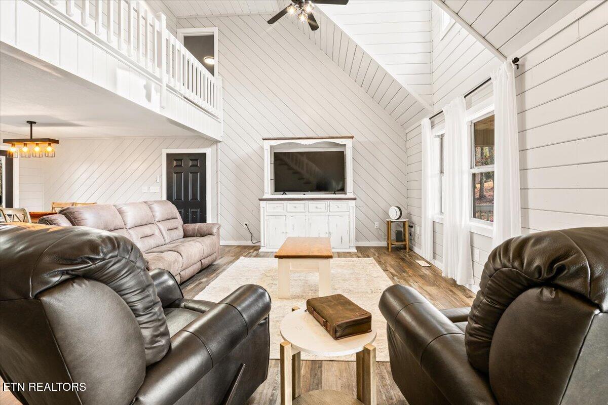200 Brady Lane Oneida TN 37841