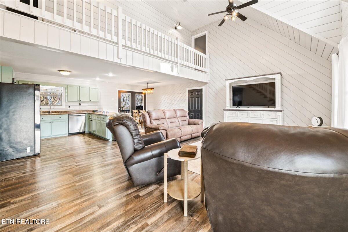 200 Brady Lane Oneida TN 37841