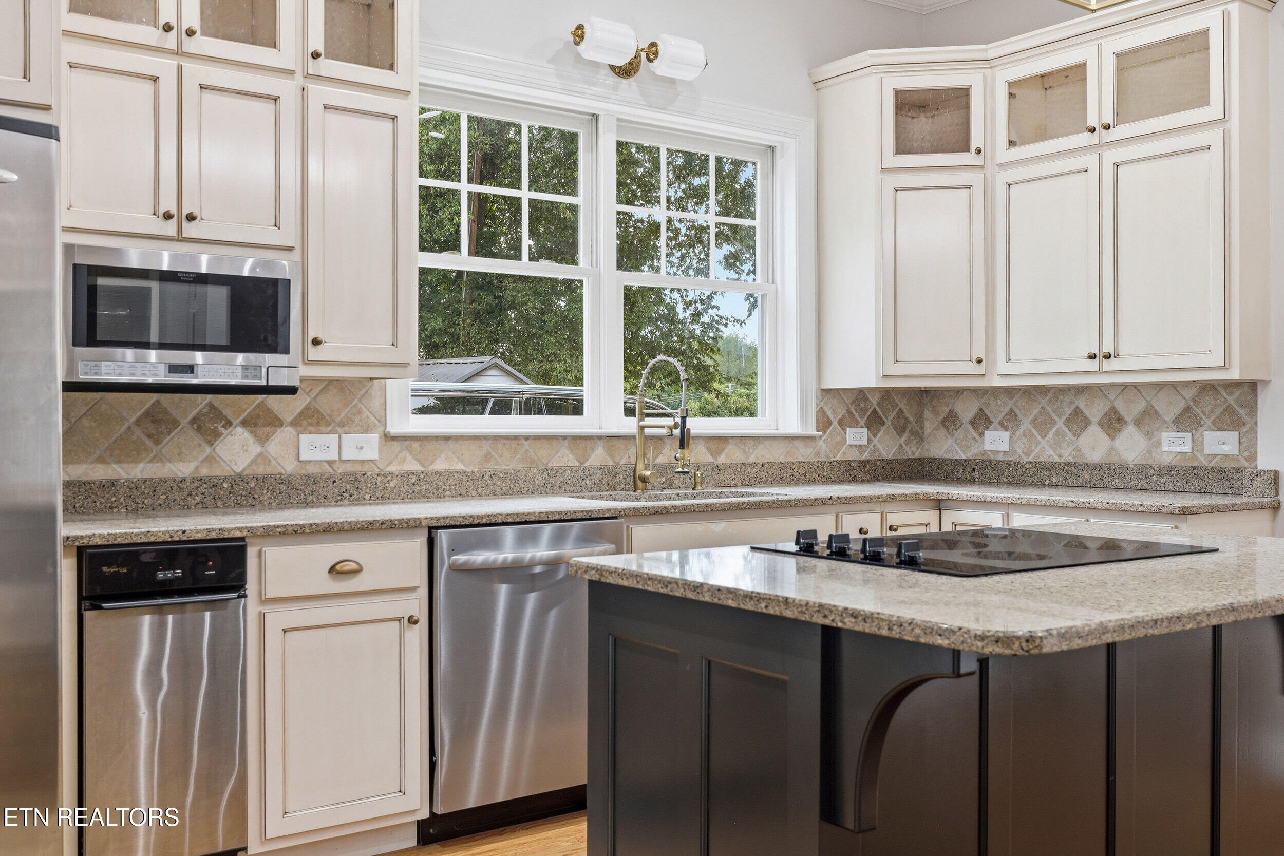 1440 Mccleary Bend Road Sevierville TN 37876