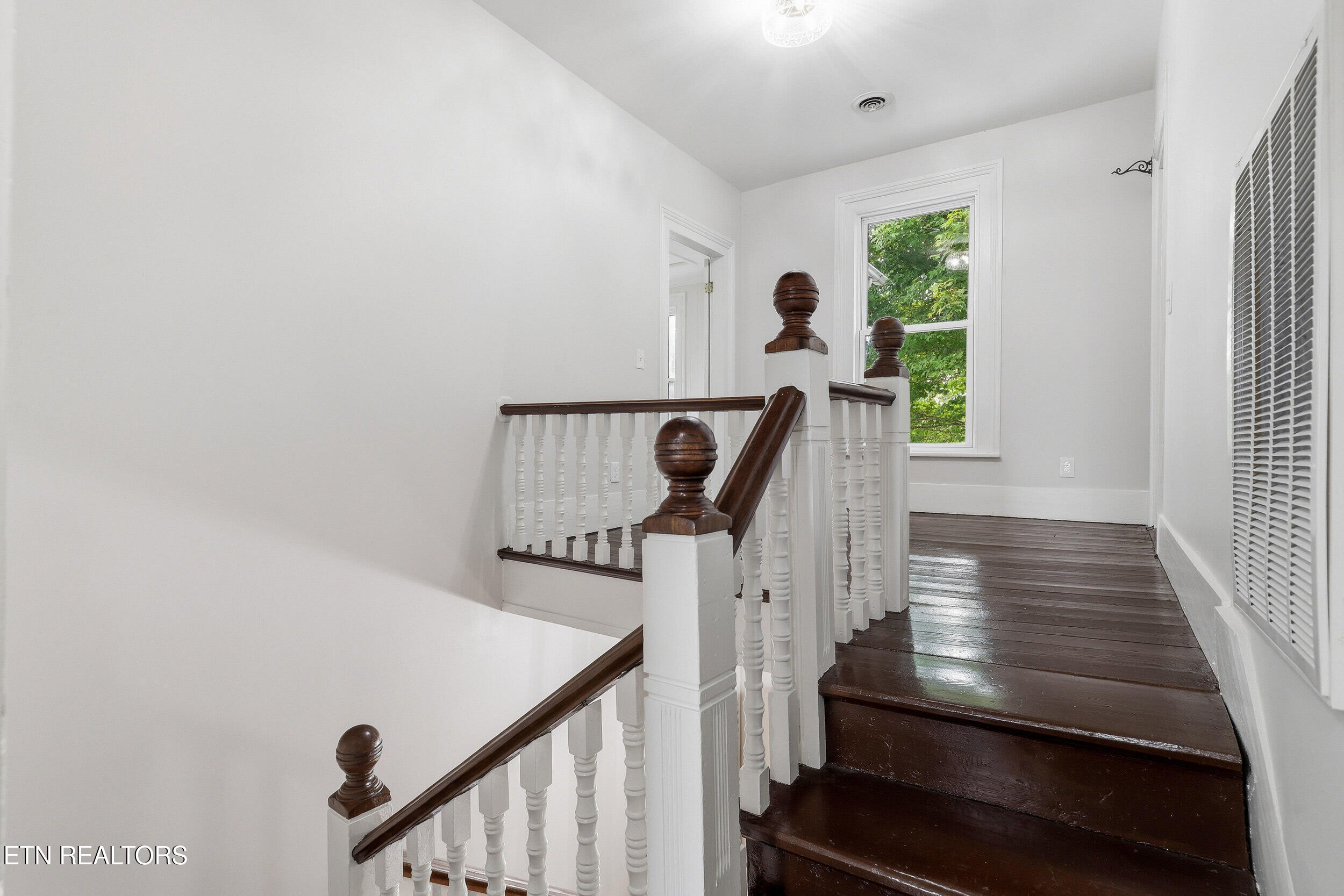 1440 Mccleary Bend Road Sevierville TN 37876