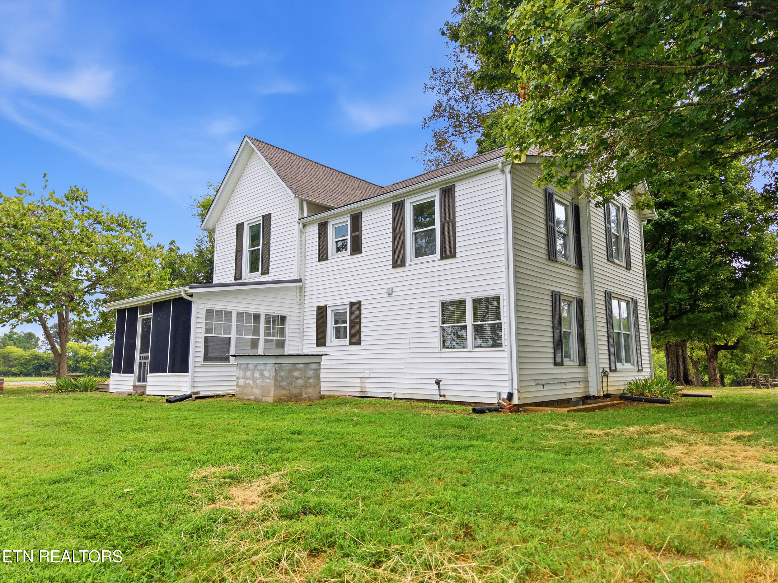 1440 Mccleary Bend Road Sevierville TN 37876