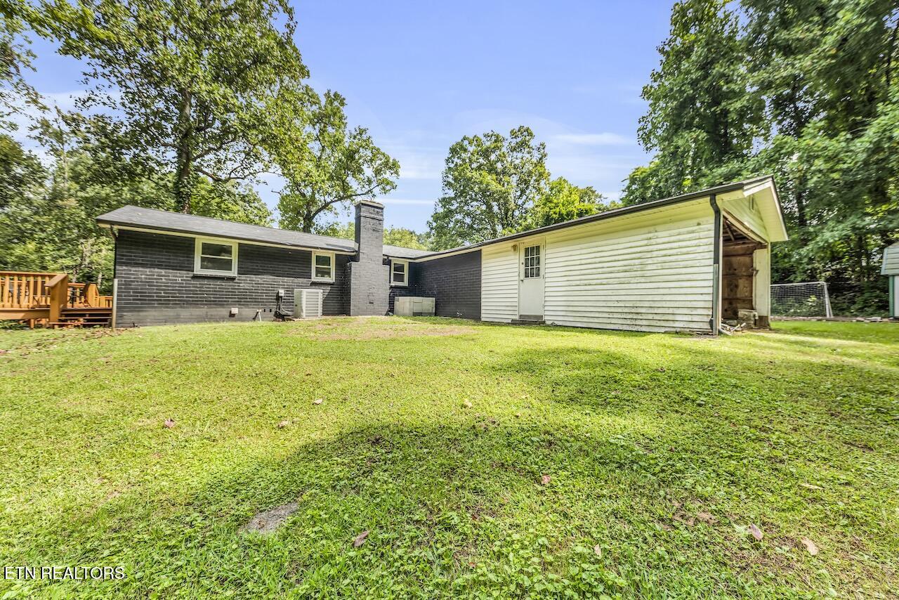 150 Yarnell Road Clinton TN 37716