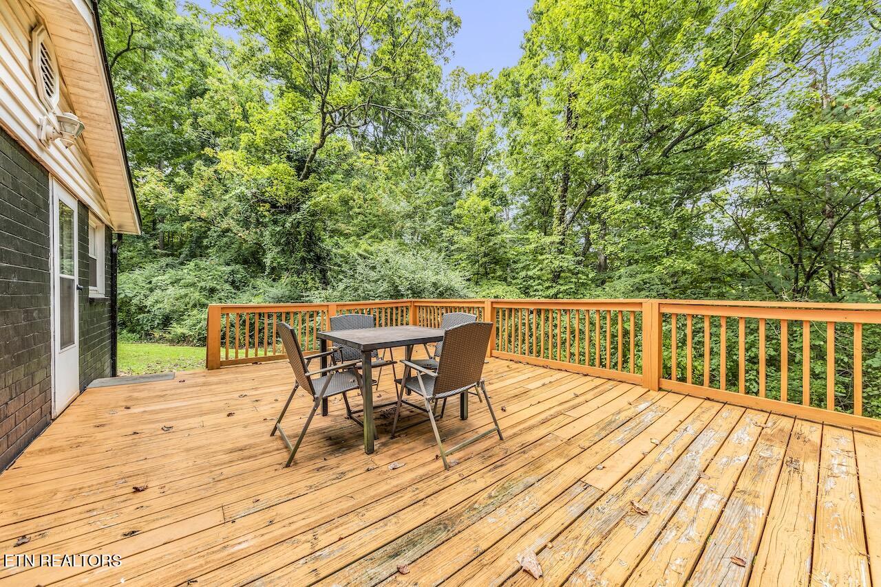 150 Yarnell Road Clinton TN 37716