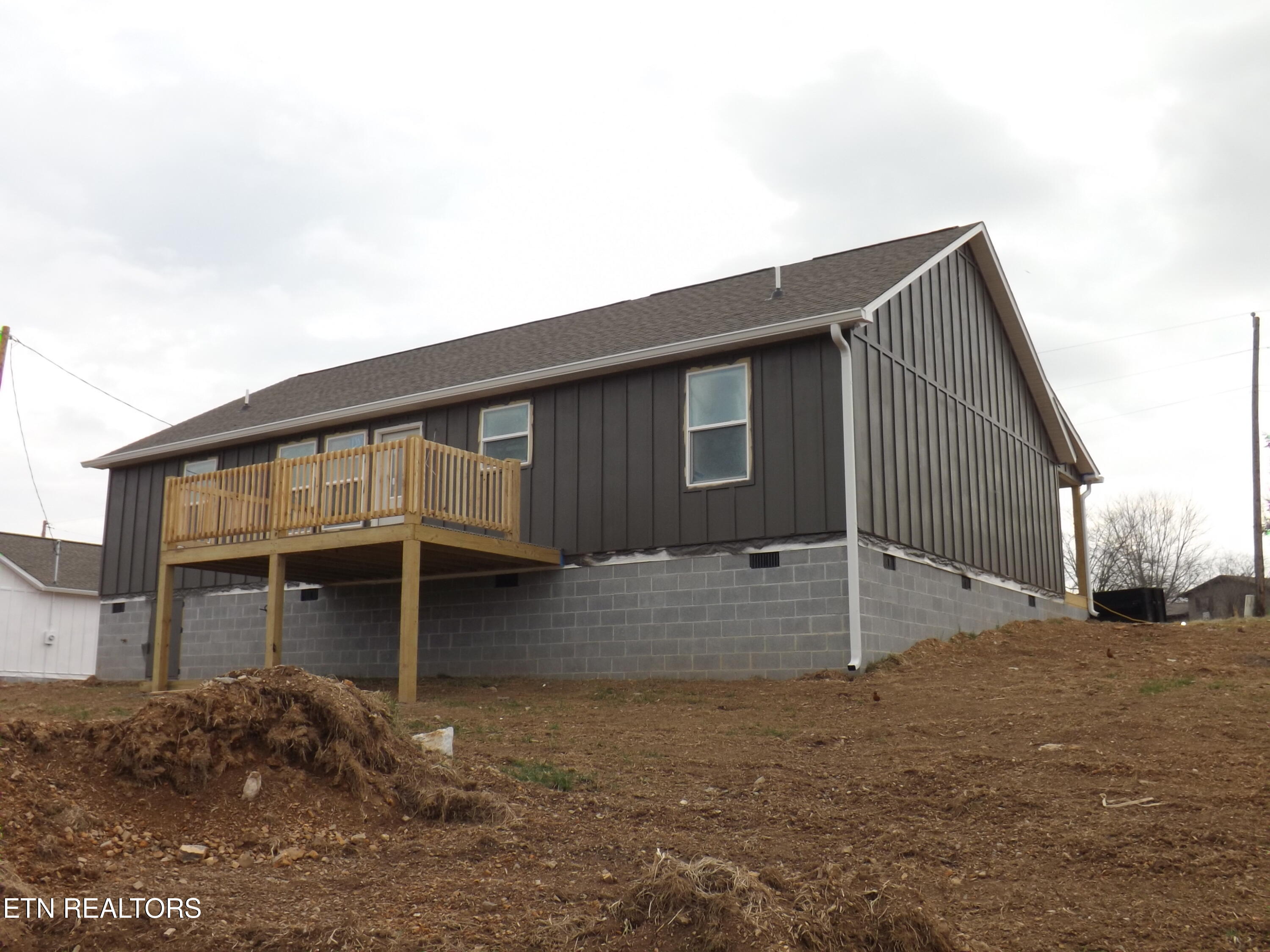 935 Shawanee Road Harrogate TN 37752