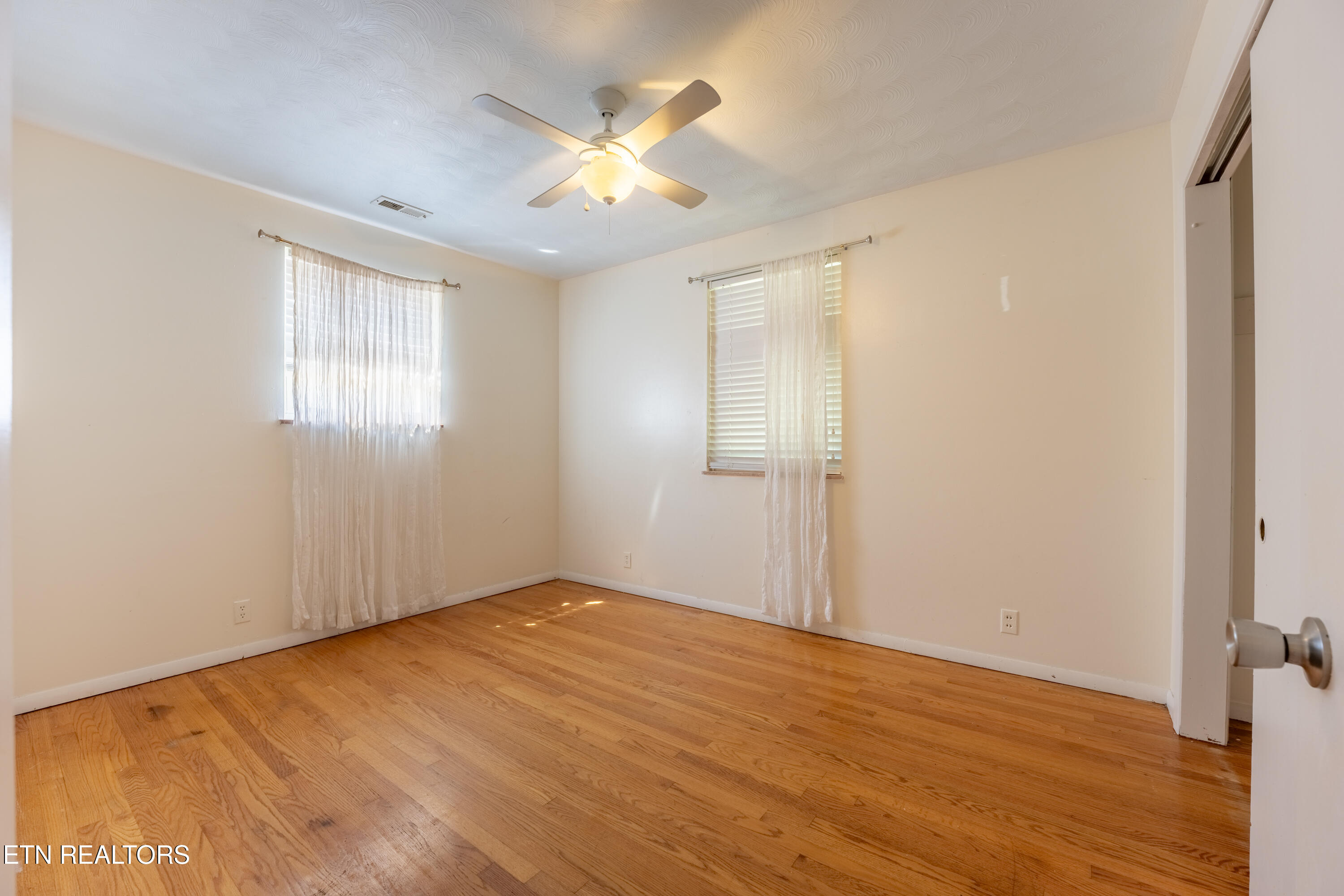 512 Highland View Drive Knoxville TN 37920